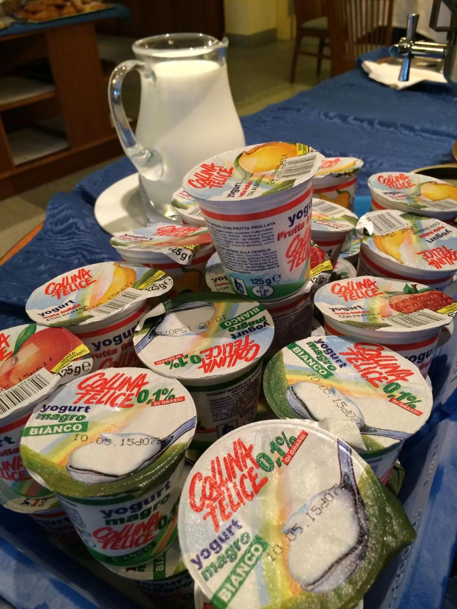 Restaurant/places to eat in Hotel Lario