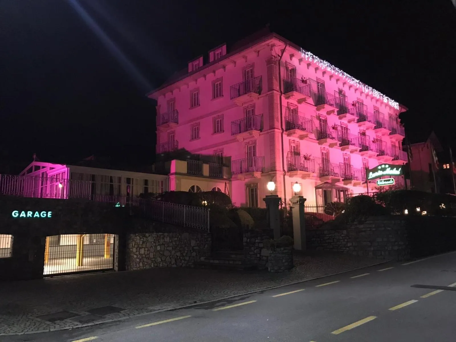 Property building in Hotel Lario