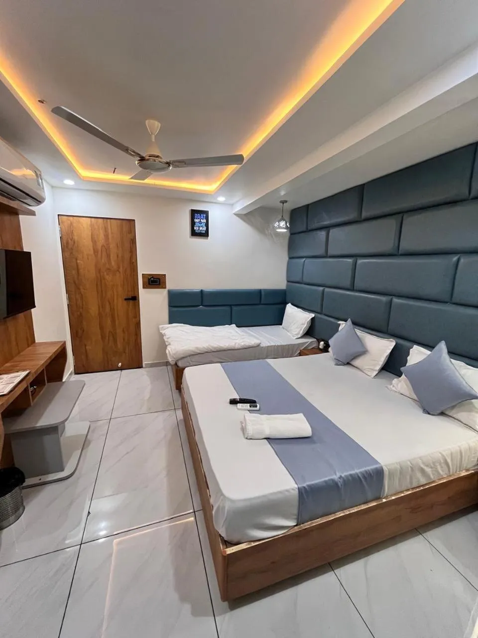 Bed in Hotel Skyland
