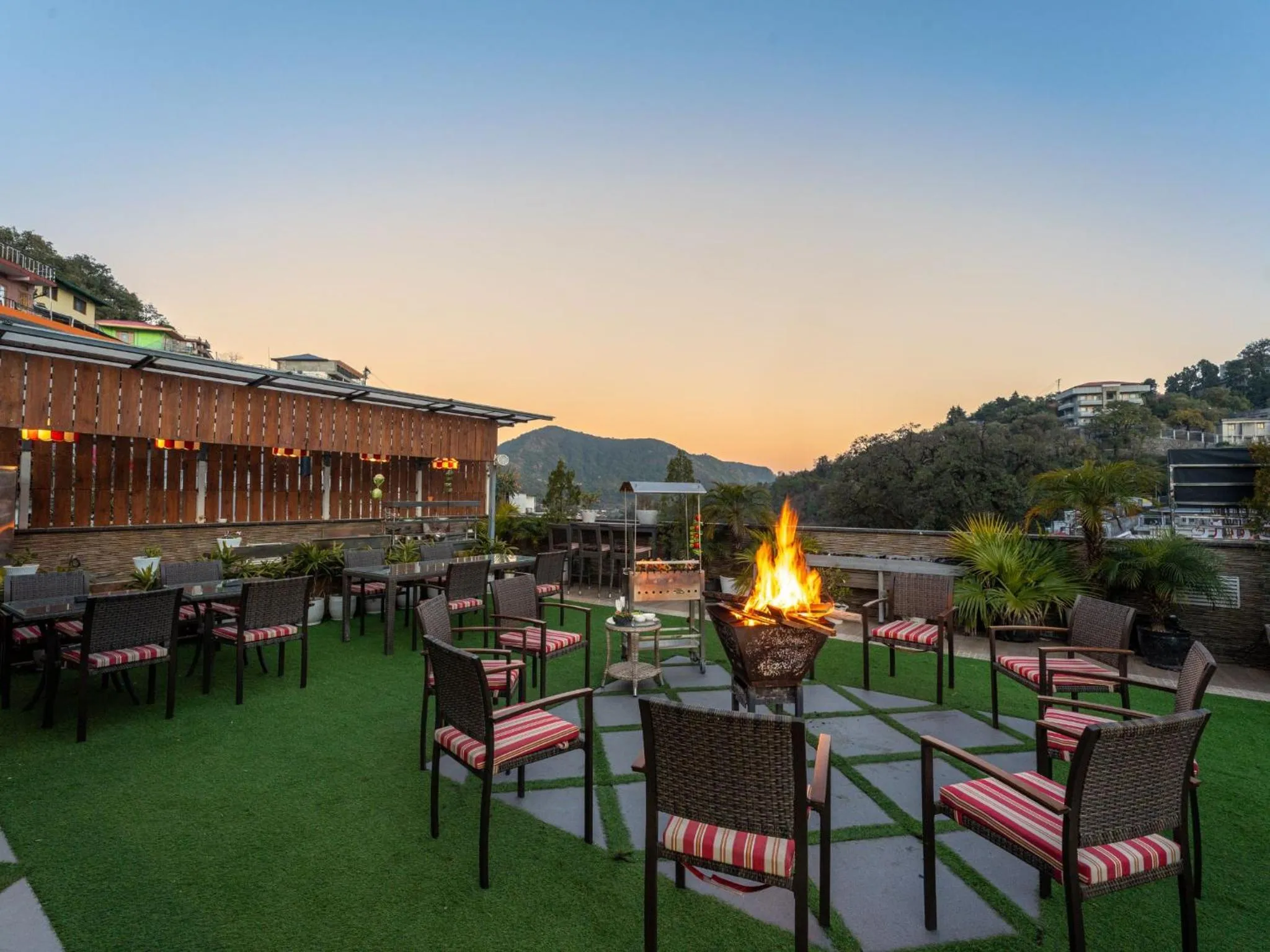 Natural landscape in Moustache Mussoorie