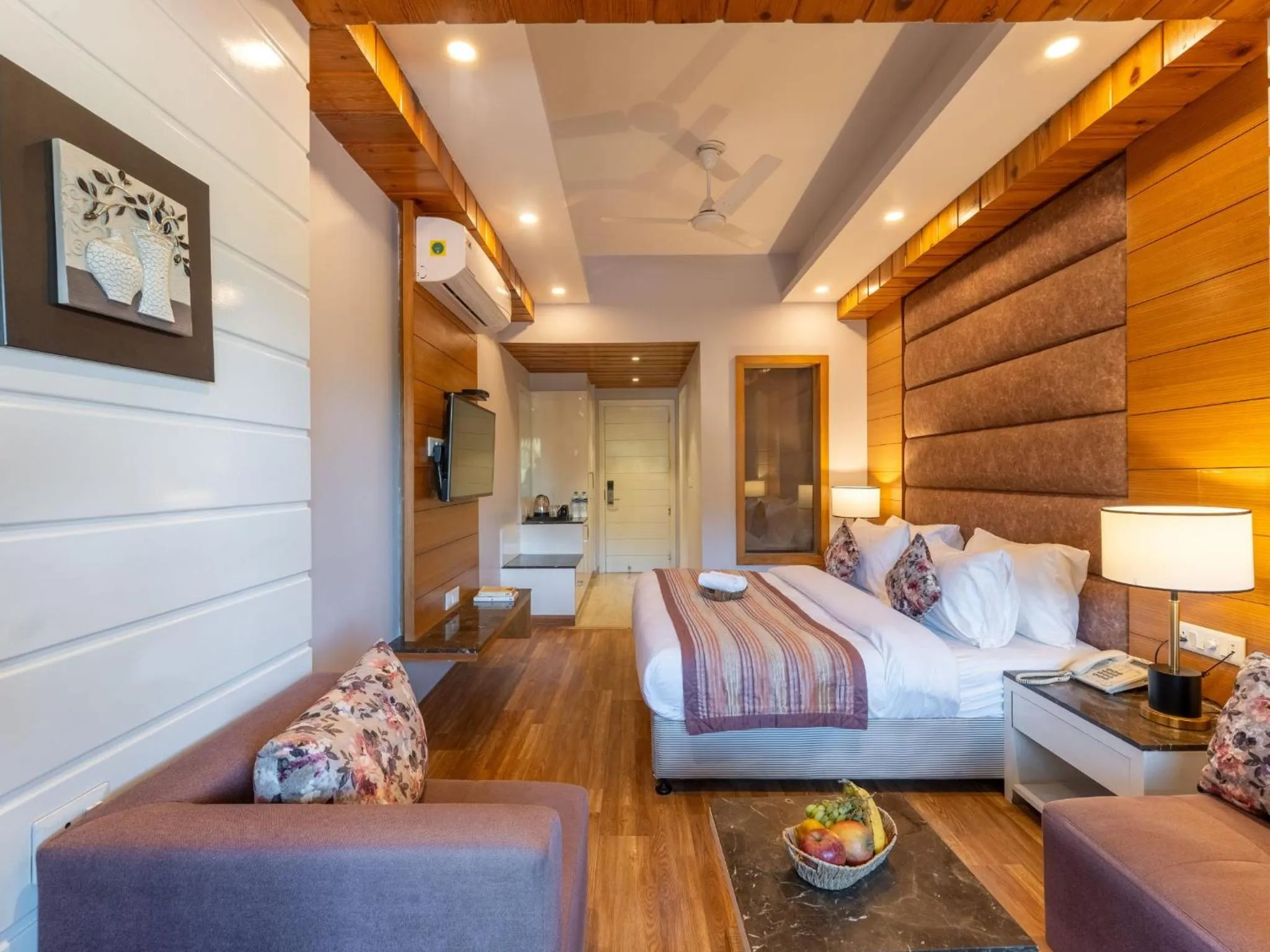 Bedroom, Bed in Moustache Mussoorie