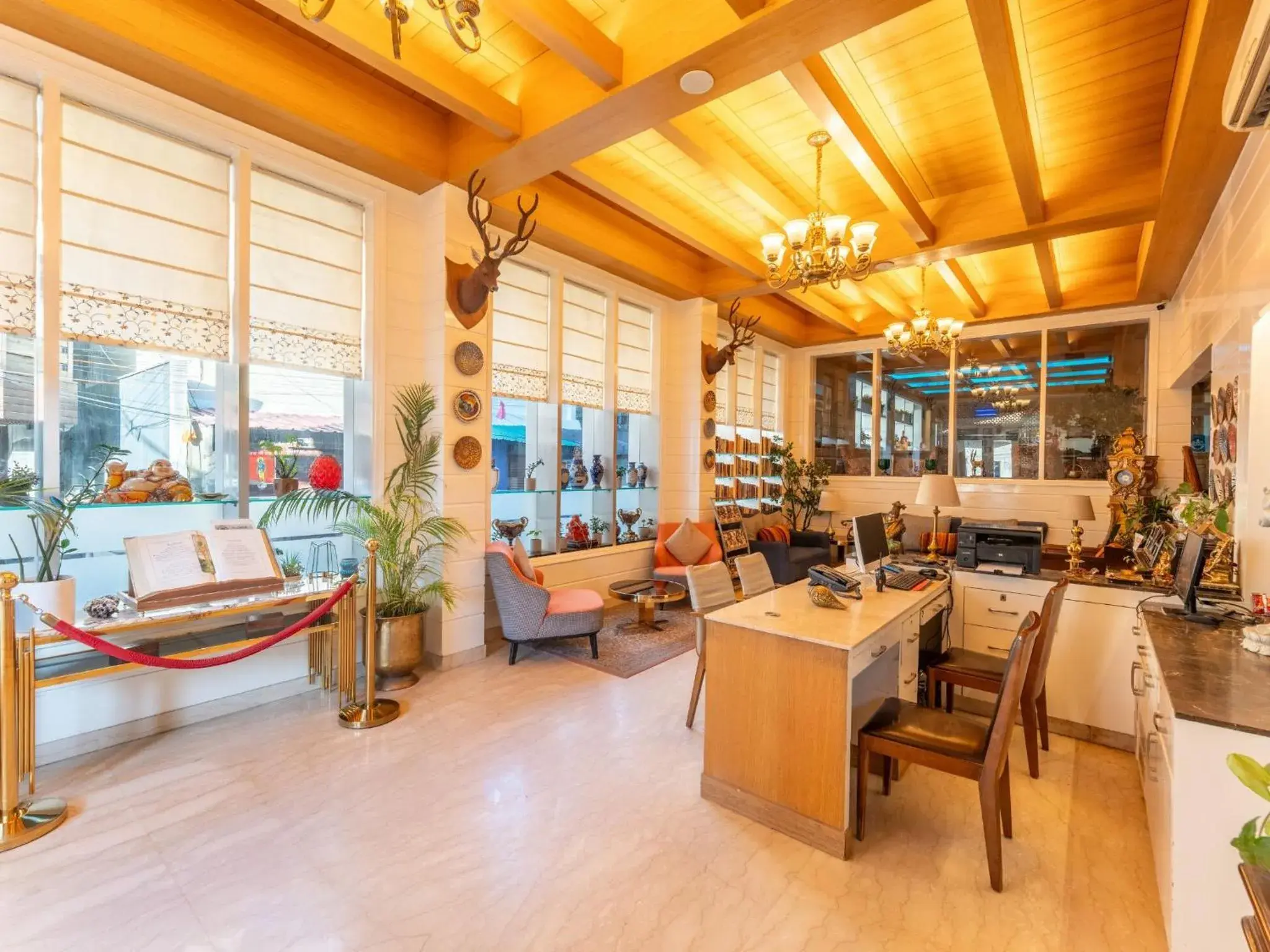 Lobby or reception in Moustache Mussoorie Lobby or reception in Moustache Mussoorie