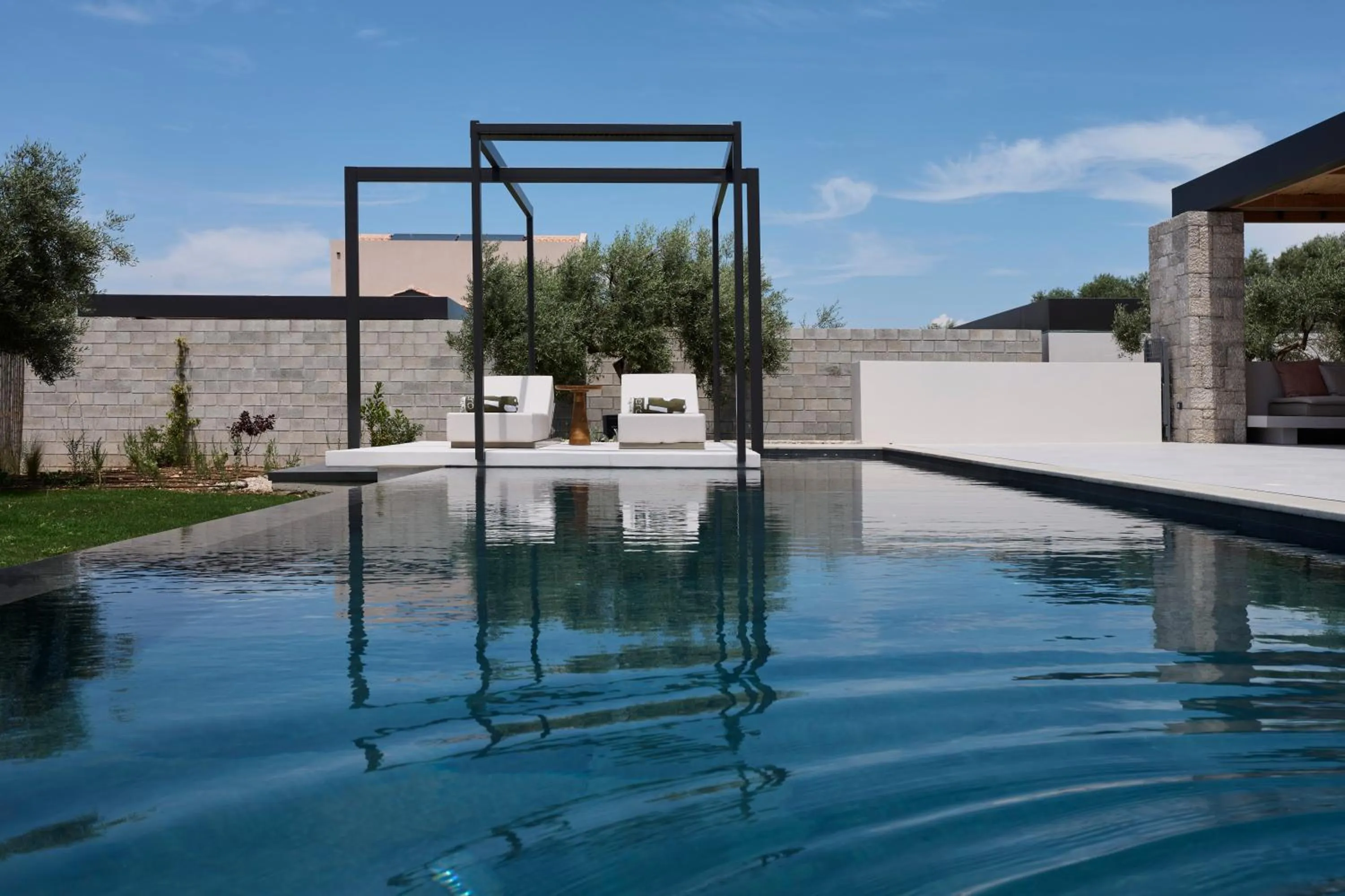 Swimming pool in Noero Villas Lefkada