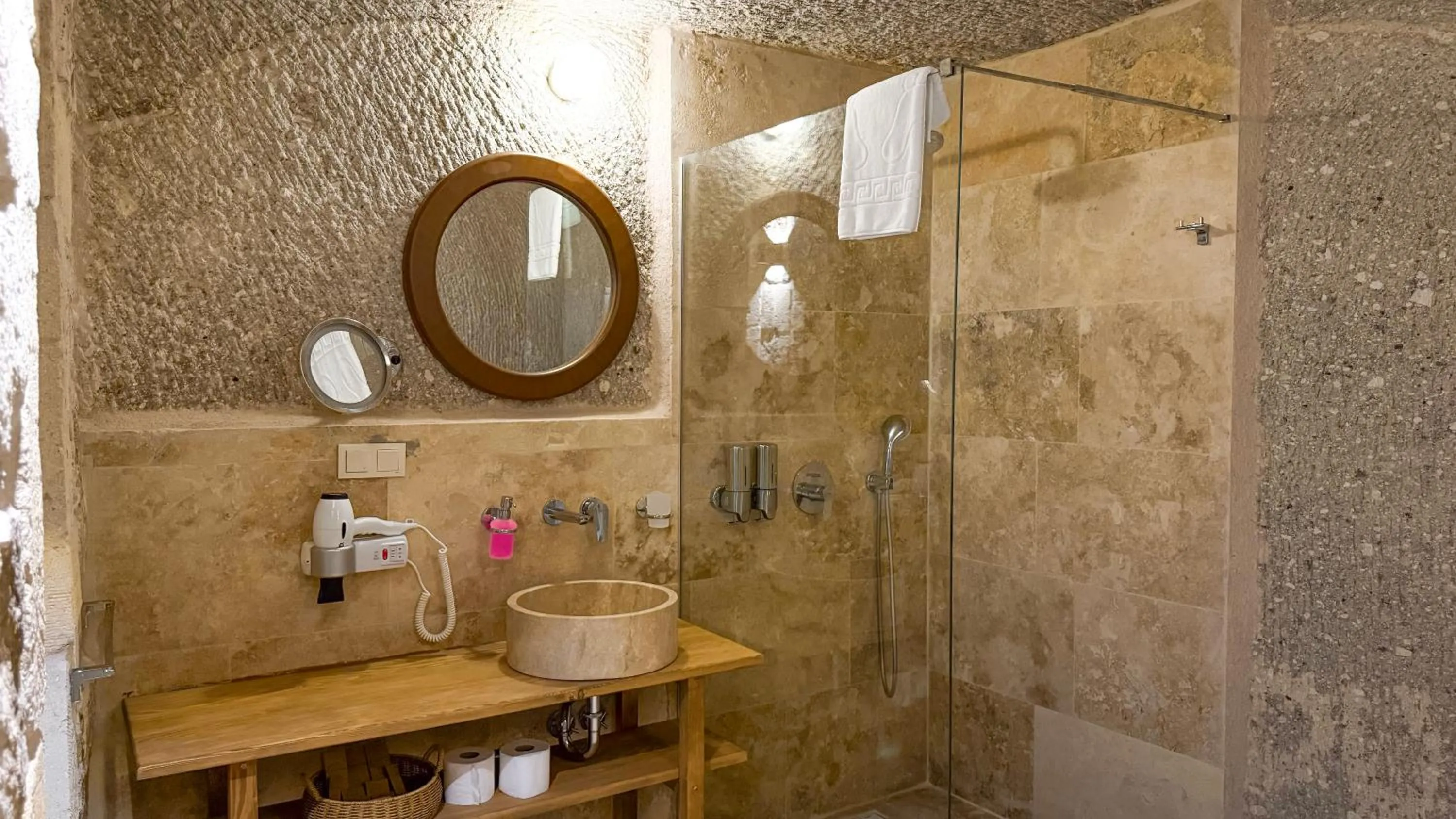 Shower in Logos Cave Cappadocia - Adults Only