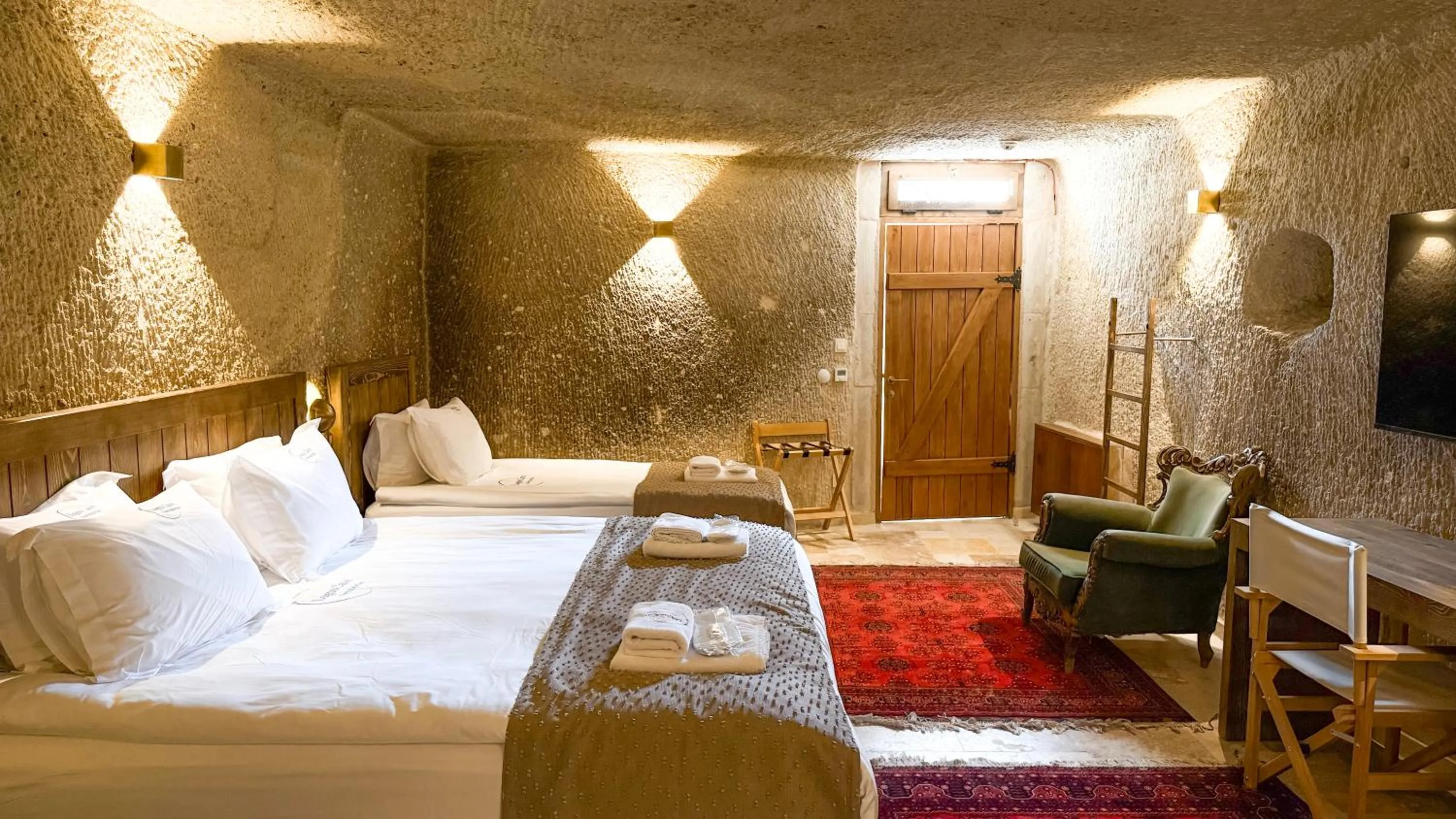 Bed in Logos Cave Cappadocia - Adults Only