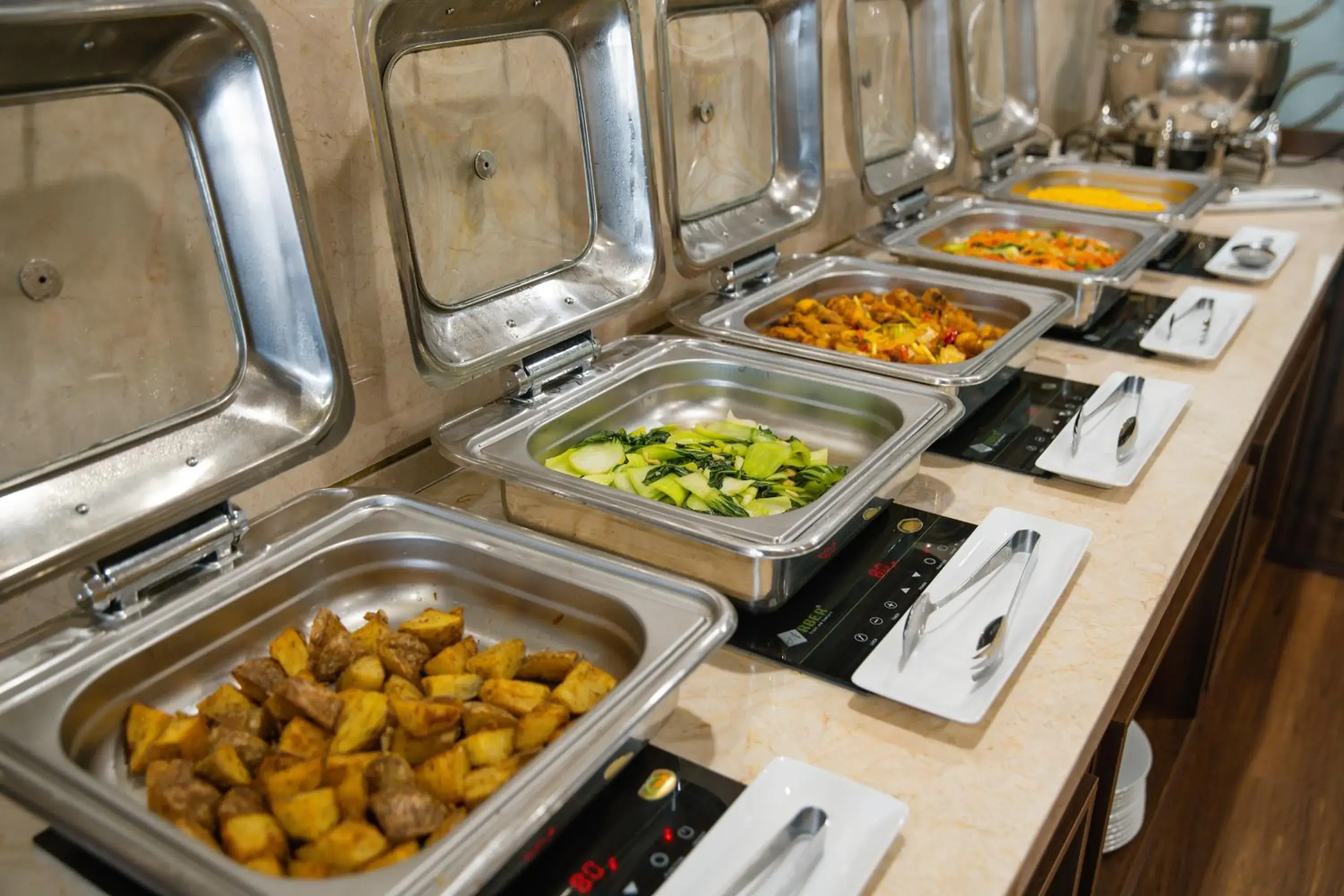 Restaurant/places to eat in KOVA Diamond Hotel Da Nang Restaurant/places to eat in KOVA Diamond Hotel Da Nang