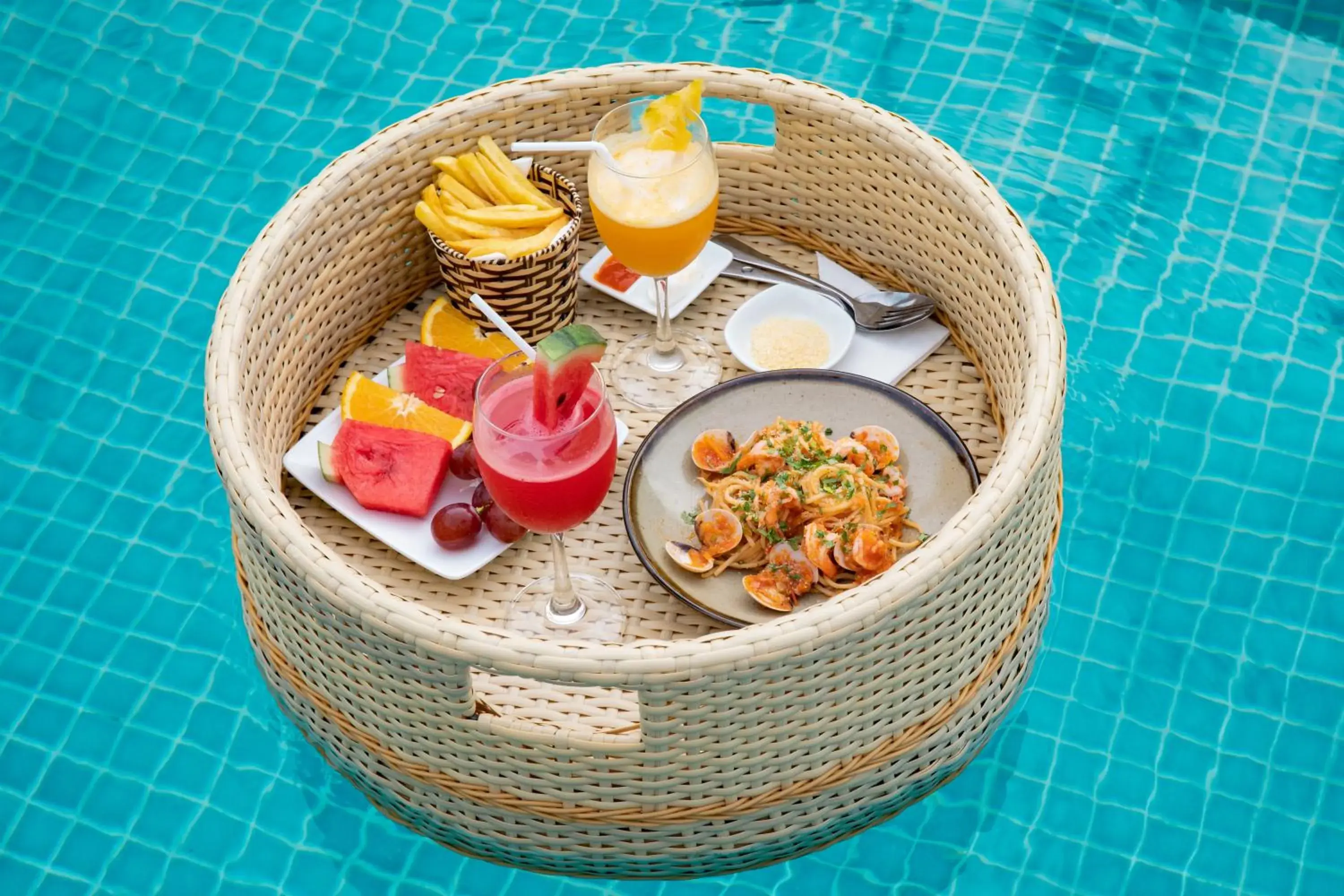 Food and drinks in KOVA Diamond Hotel Da Nang Food and drinks in KOVA Diamond Hotel Da Nang