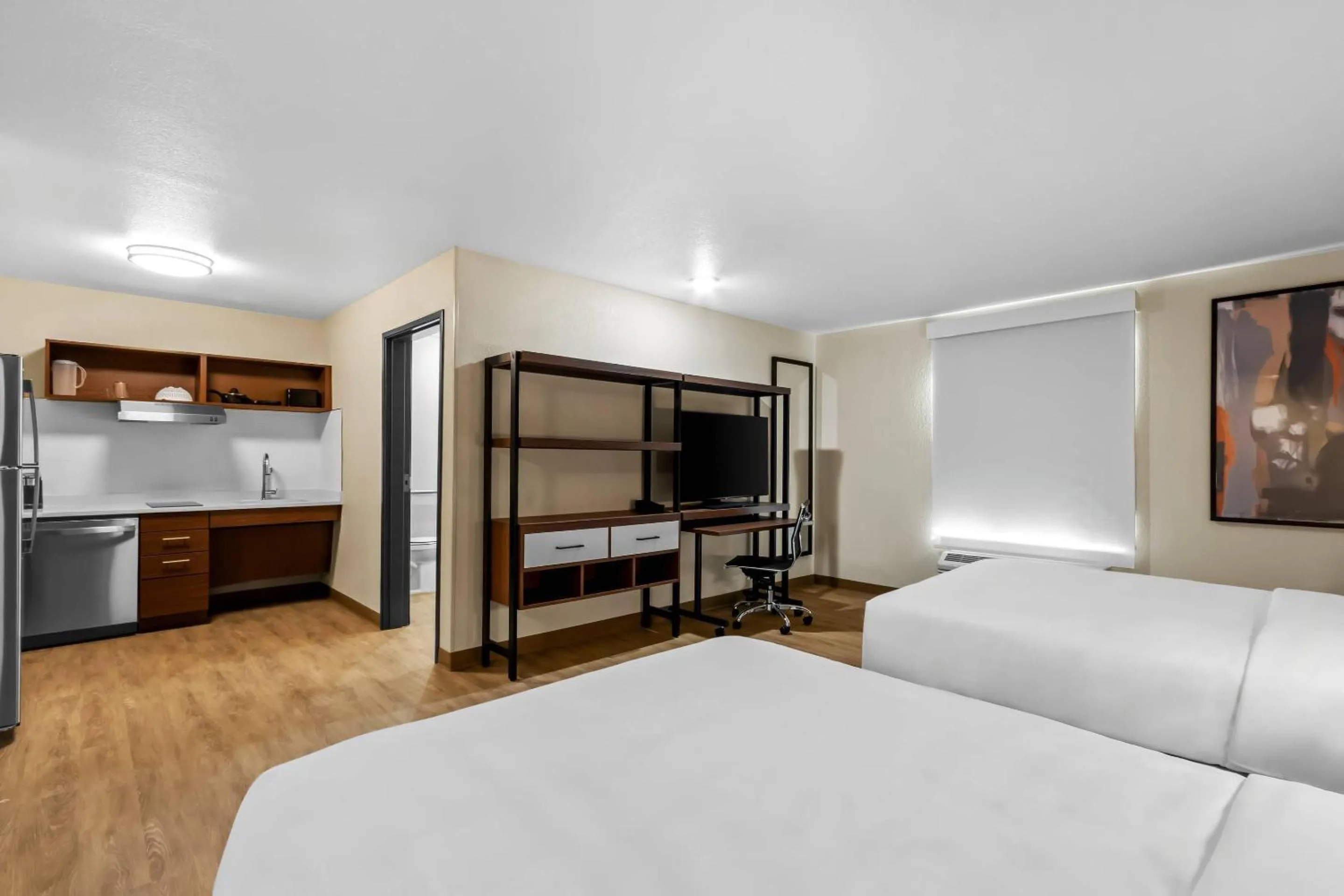 Bedroom, Bed in Everhome Suites Yuma East I-8
