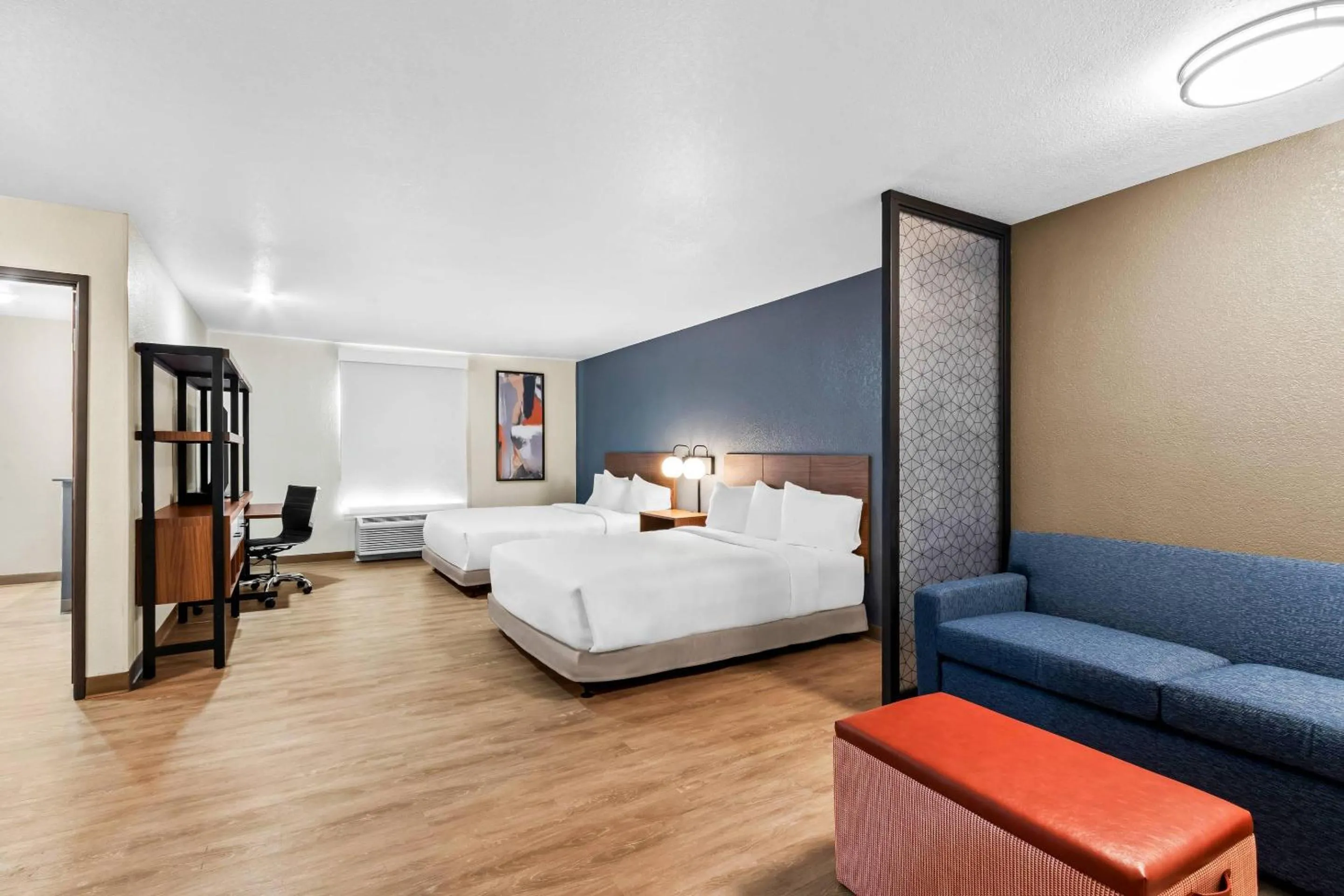 Bedroom, Bed in Everhome Suites Yuma East I-8