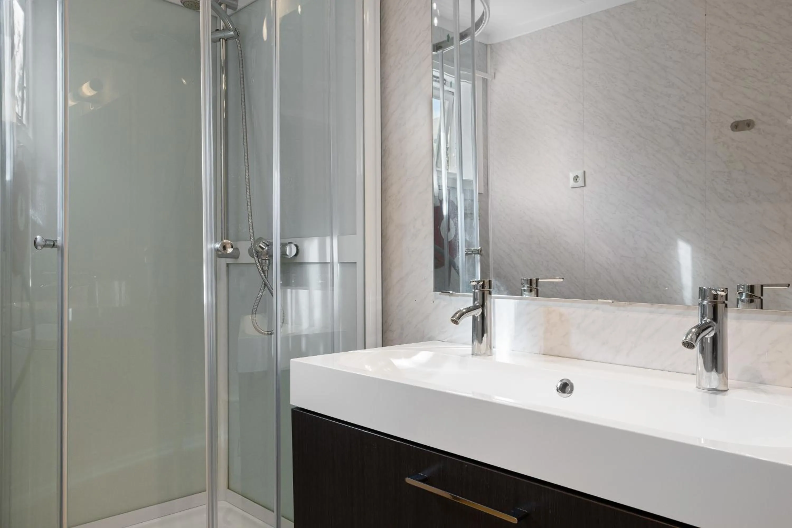 Bathroom in Master Apartment Hotel