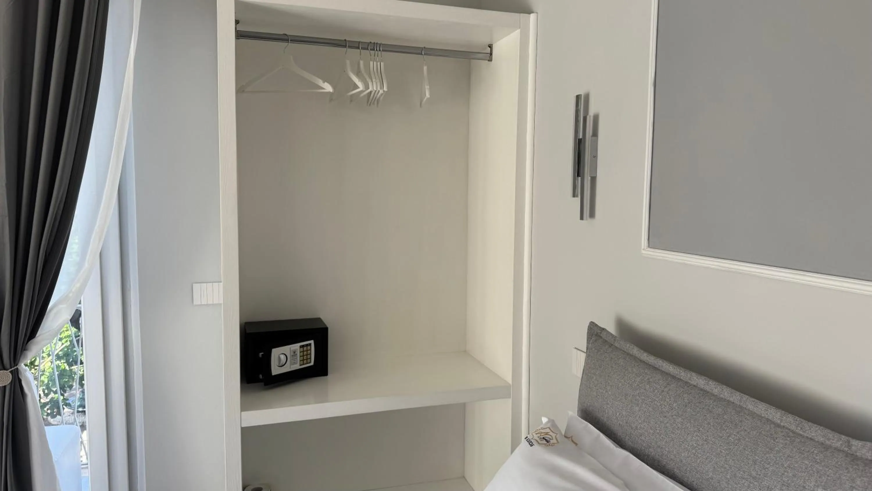 Bed in AC GOLD B&B Boutique Rooms & Suite