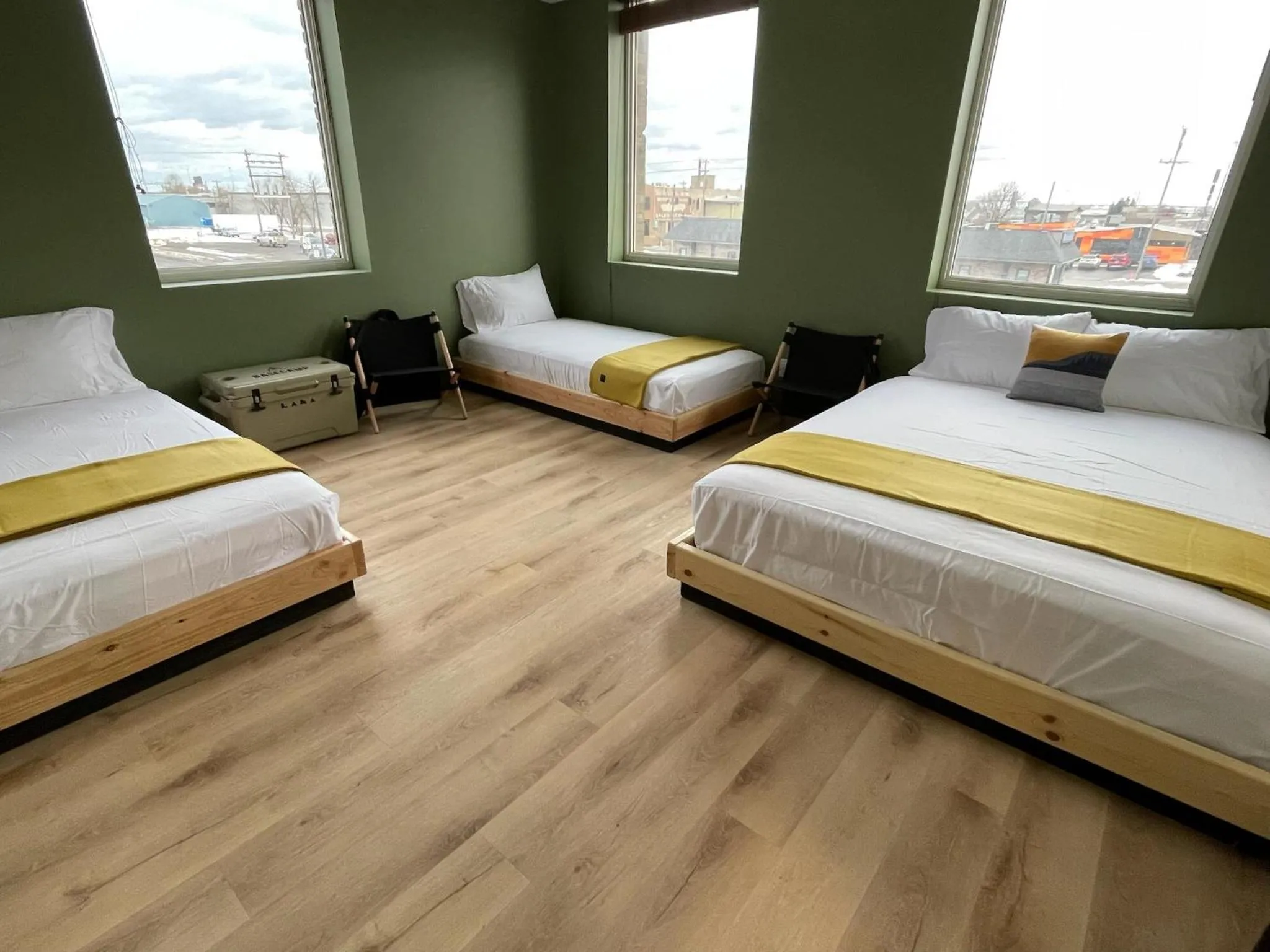 Bedroom, Bed in Zenith Basecamp