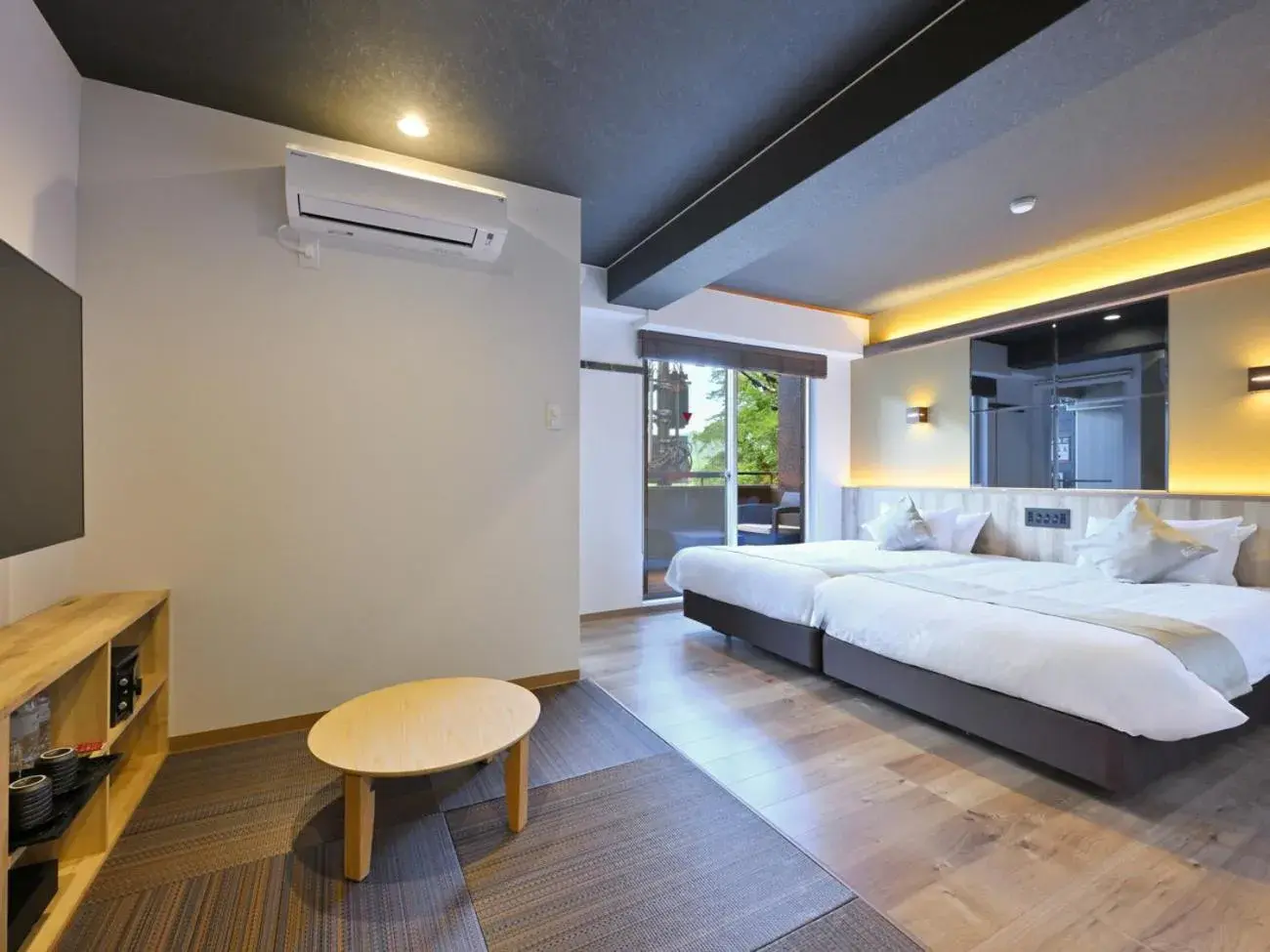 Superior Japanese-Western Classic Room with Open-air Bath & Terrace - single occupancy in Livemax Resort Sanuki Shionoe Onsen Superior Japanese-Western Classic Room with Open-air Bath & Terrace - single occupancy in Livemax Resort Sanuki Shionoe Onsen