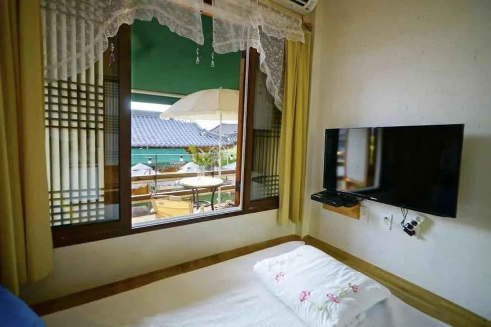 Bed in Millennial Morning Hanok Jeonju