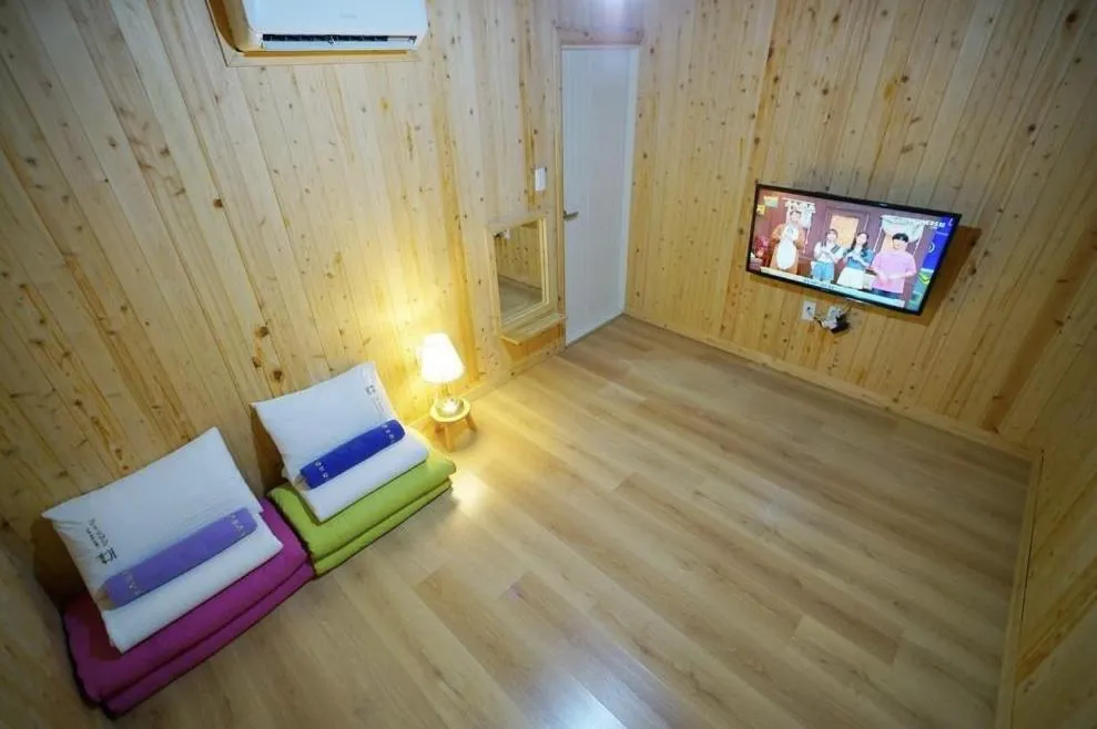 Bed in Millennial Morning Hanok Jeonju