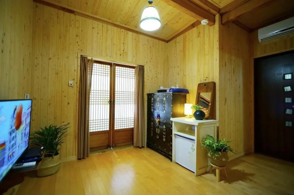 Millennial Morning Hanok Jeonju