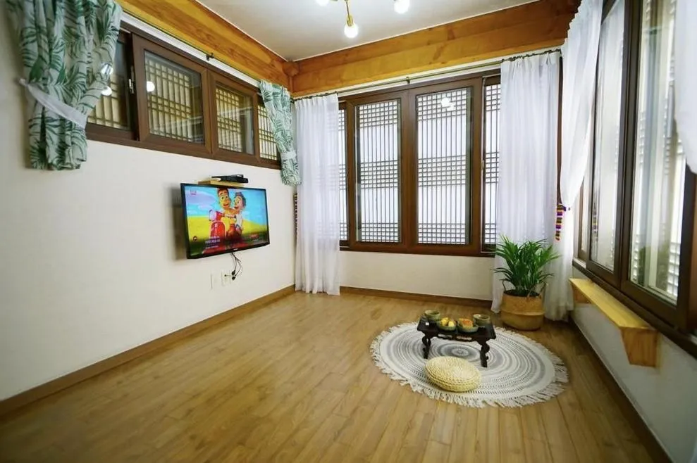 Millennial Morning Hanok Jeonju