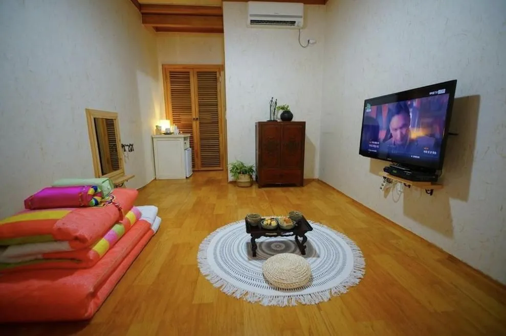 Millennial Morning Hanok Jeonju
