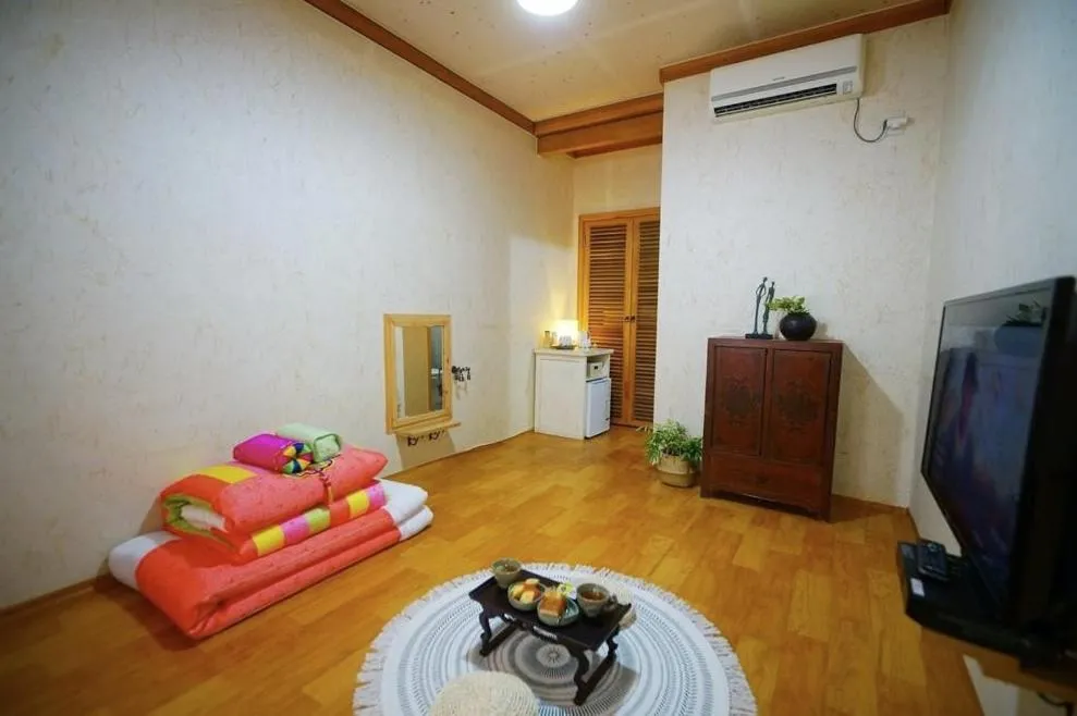 Millennial Morning Hanok Jeonju
