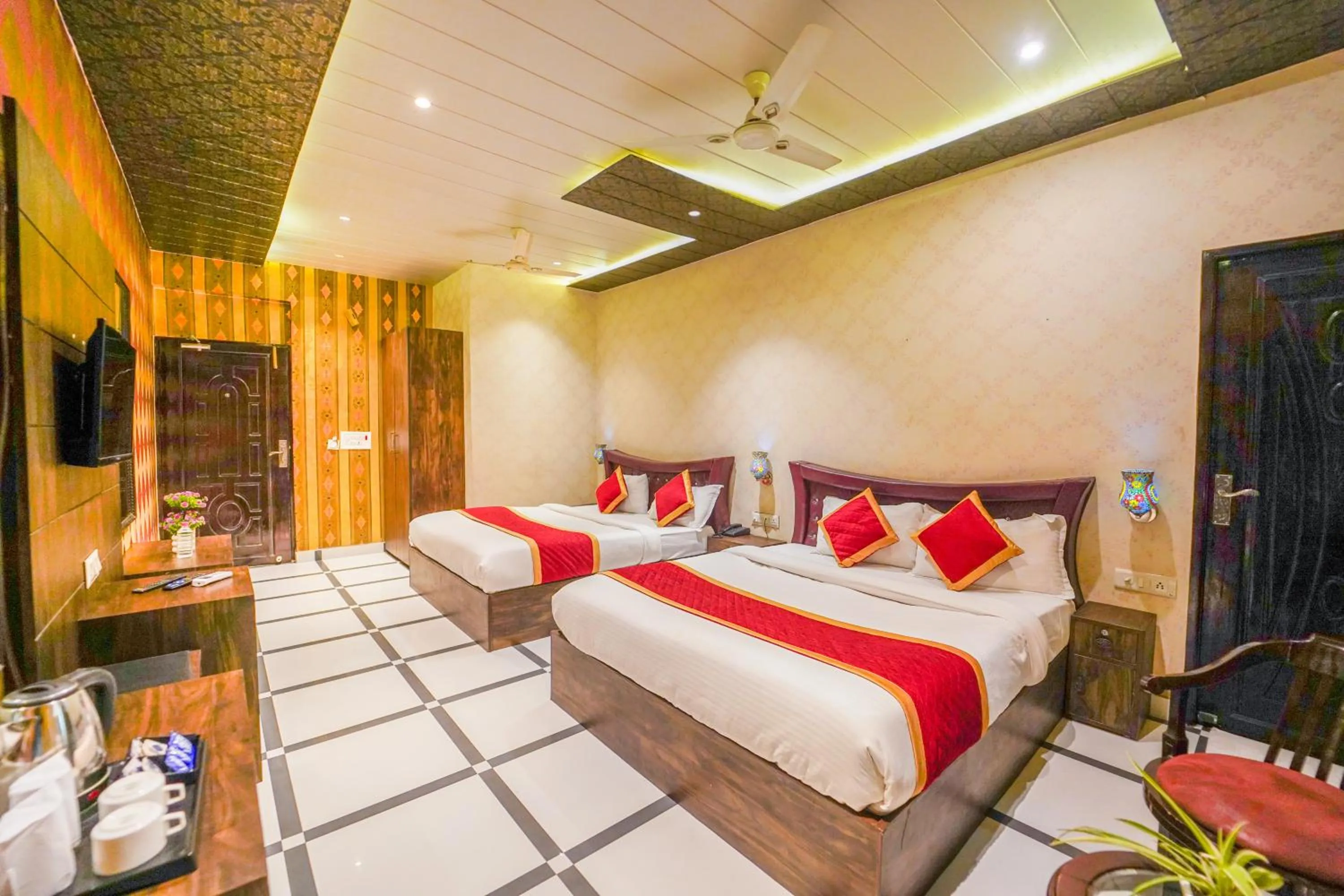 Bed in Shiv Rudraksh Resort, Near Assi Ghat
