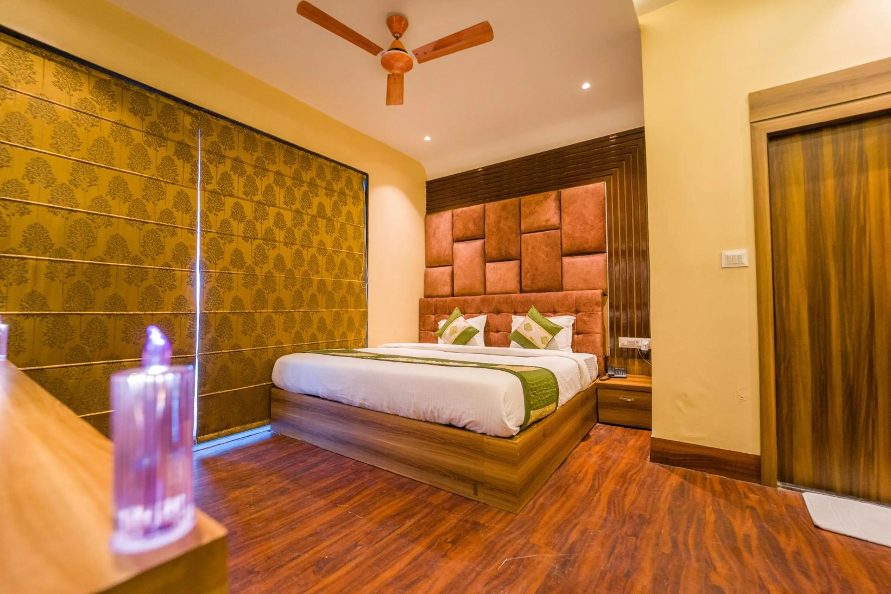 Bed in Shiv Rudraksh Resort, Near Assi Ghat