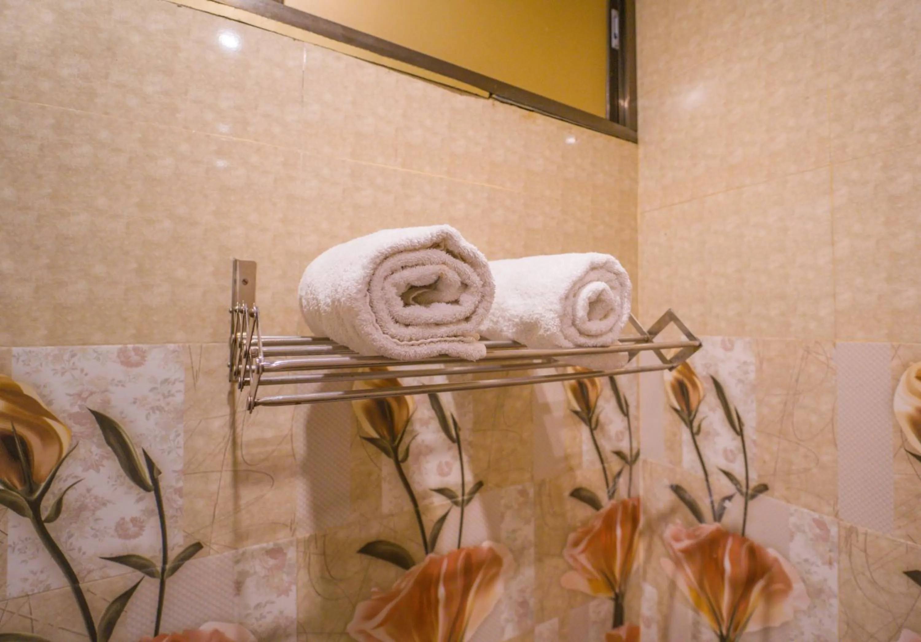 Shiv Rudraksh Resort, Near Assi Ghat