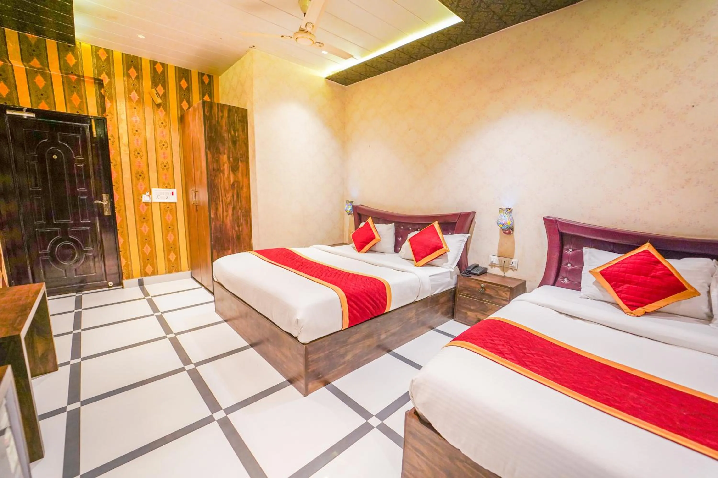Bed in Shiv Rudraksh Resort, Near Assi Ghat