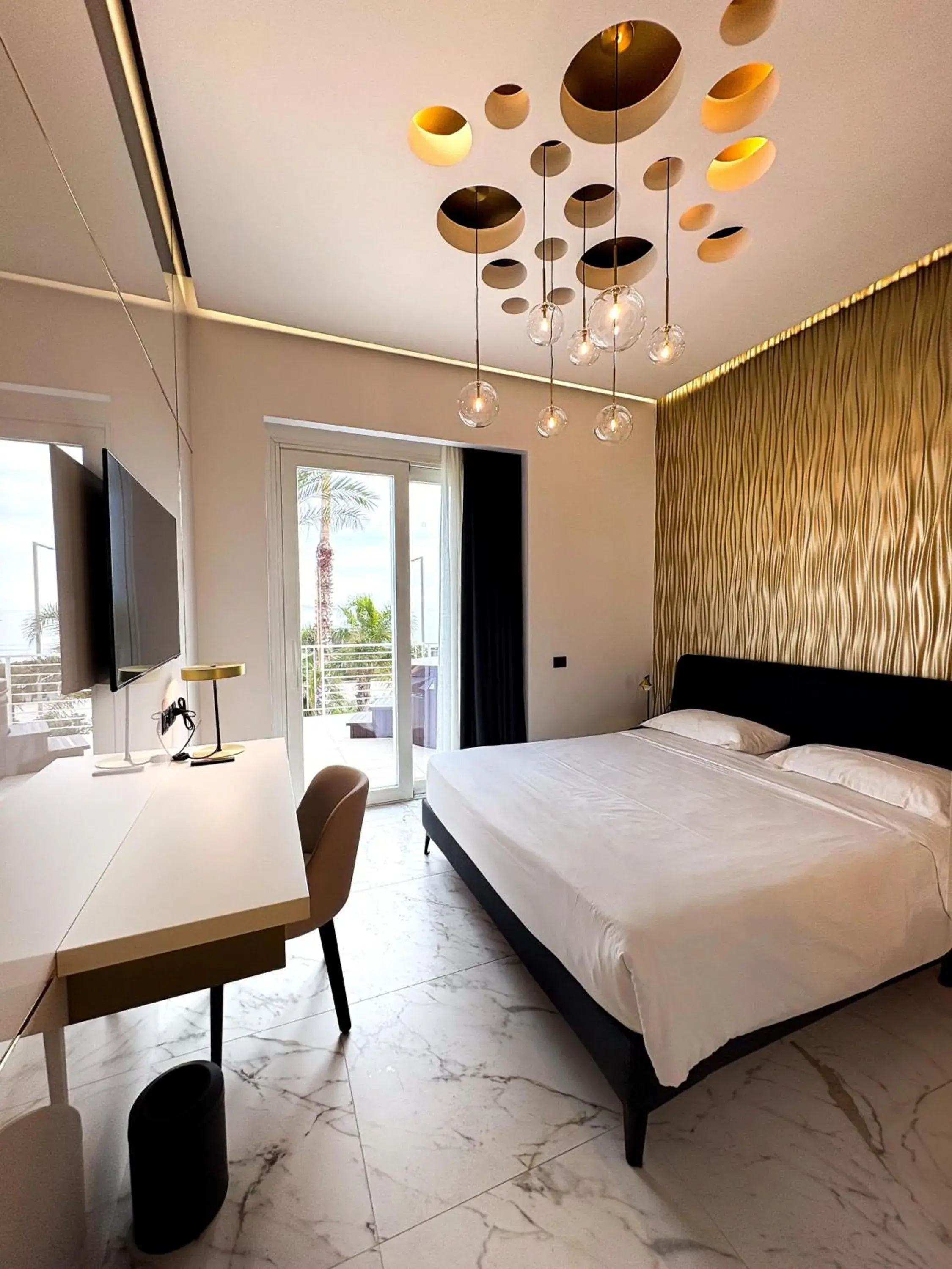 Bed in Hotel Nautilus Excelsior - Adults Only Bed in Hotel Nautilus Excelsior - Adults Only