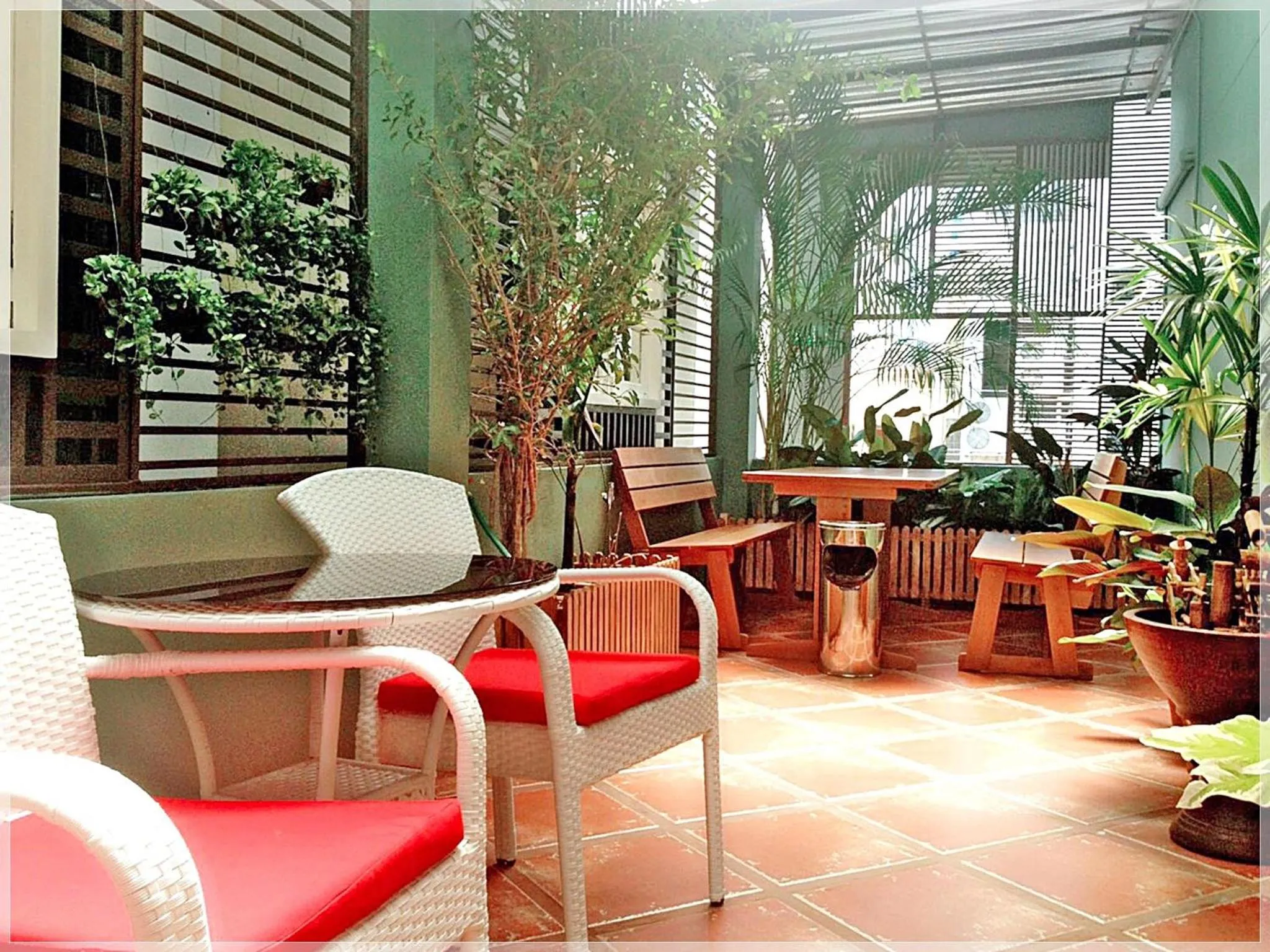 Cozy At 9 Hotel And Kitchen