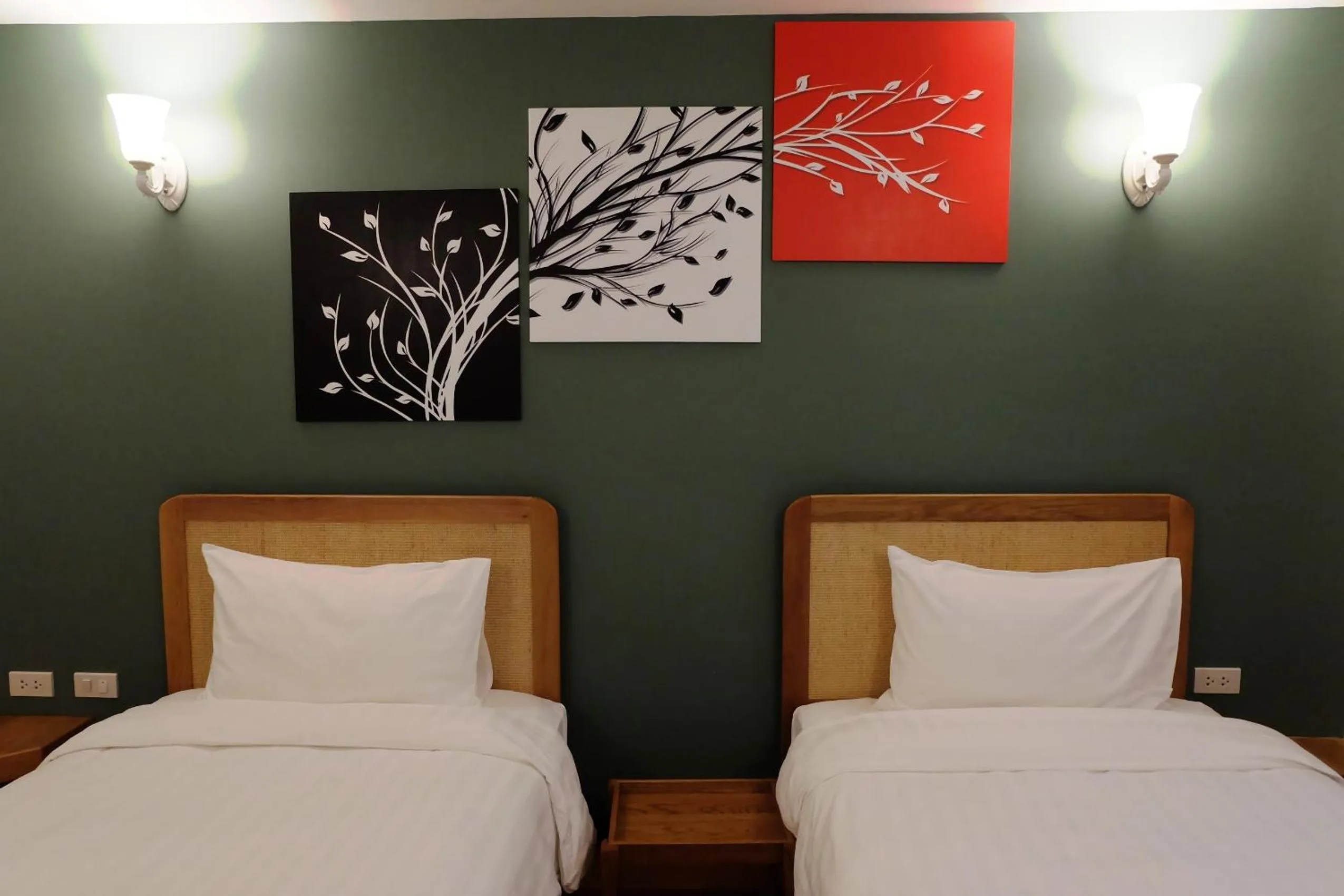 Cozy At 9 Hotel And Kitchen