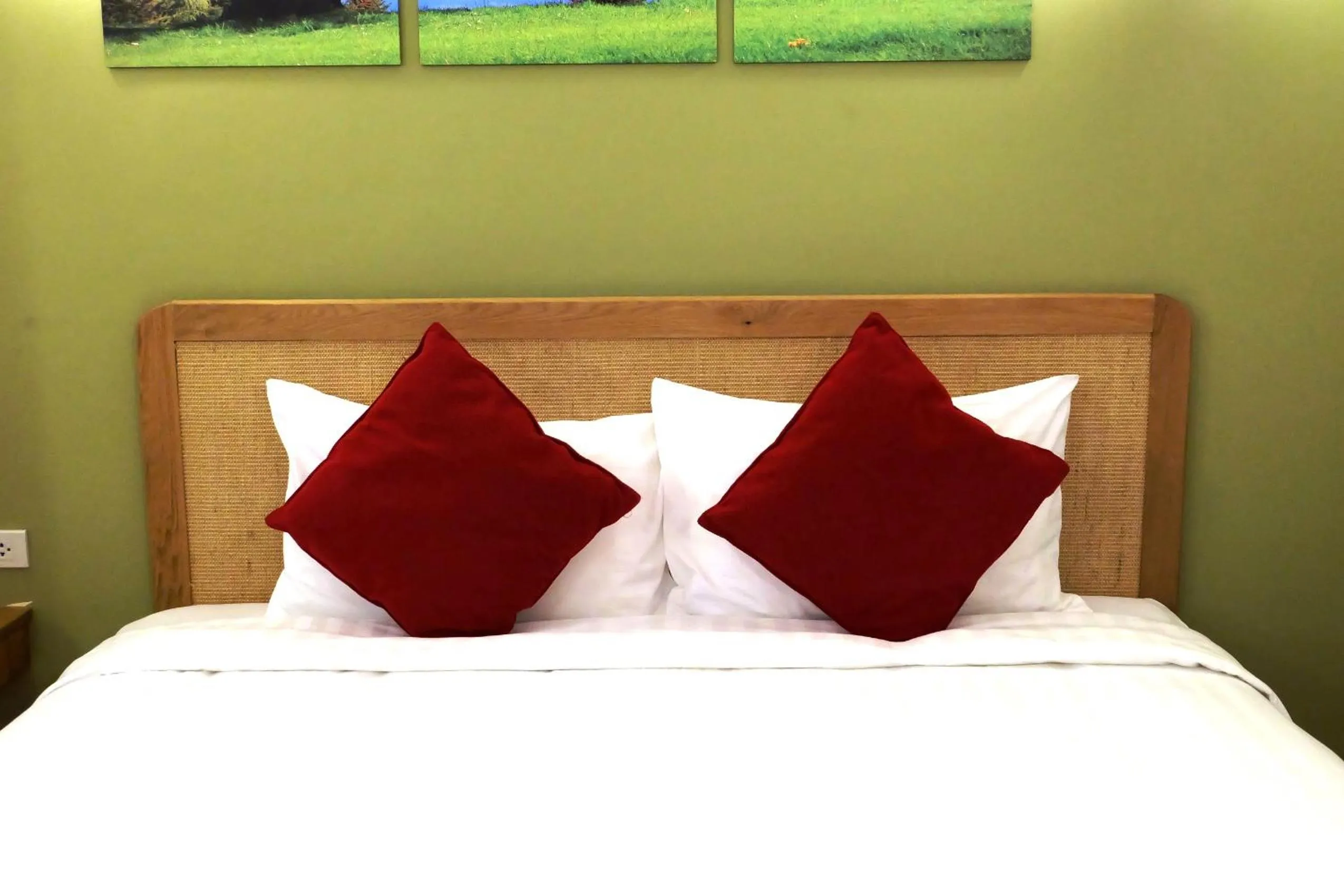 Cozy At 9 Hotel And Kitchen