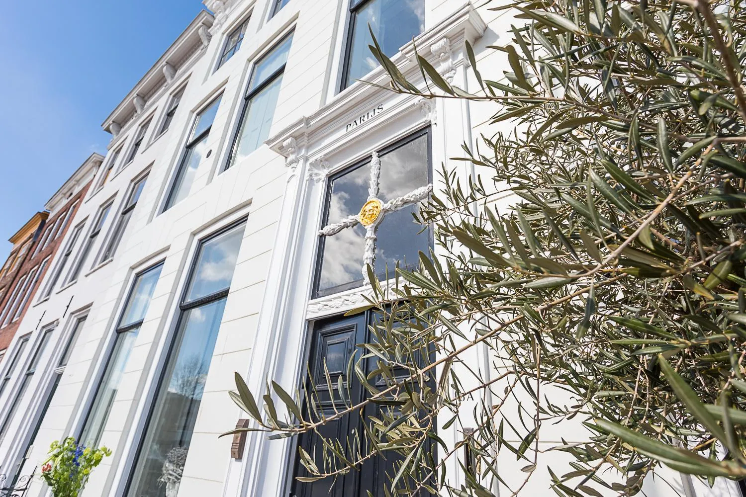 Property building in B&B Parijs aan de Kaai