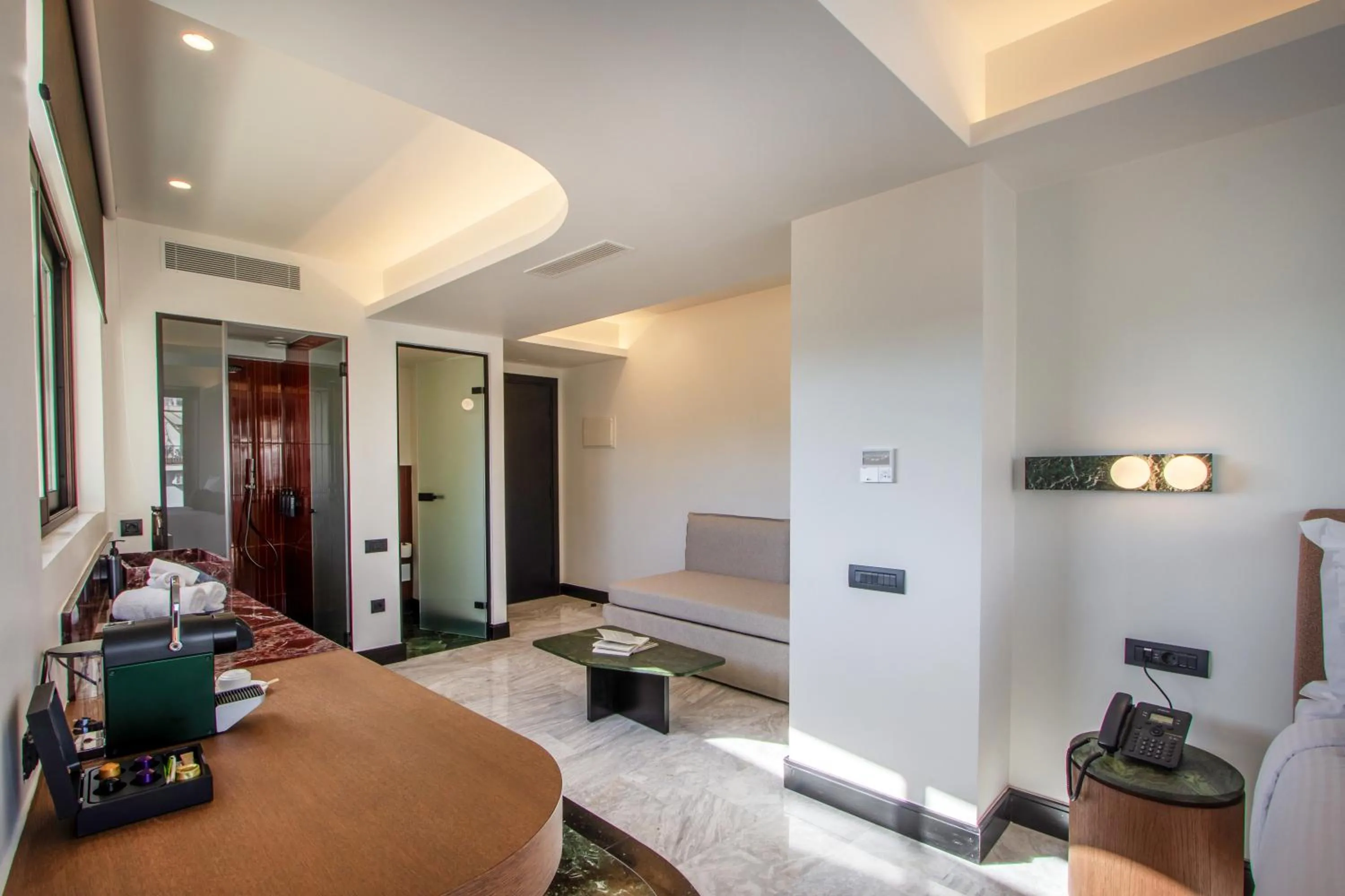 L'Avventura Suites