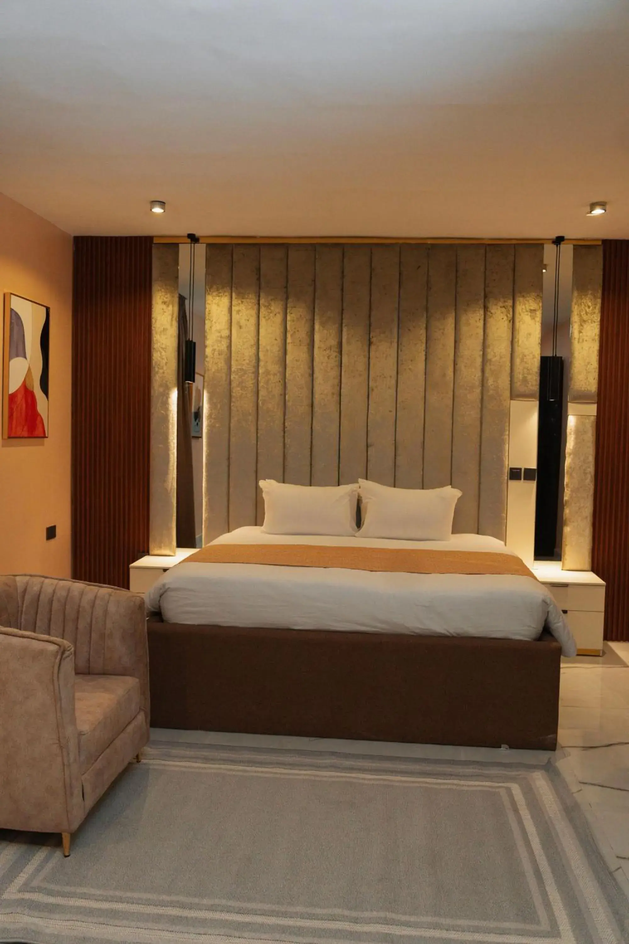 Junior Suite in The Manor Hotel by Luckzi Junior Suite in The Manor Hotel by Luckzi