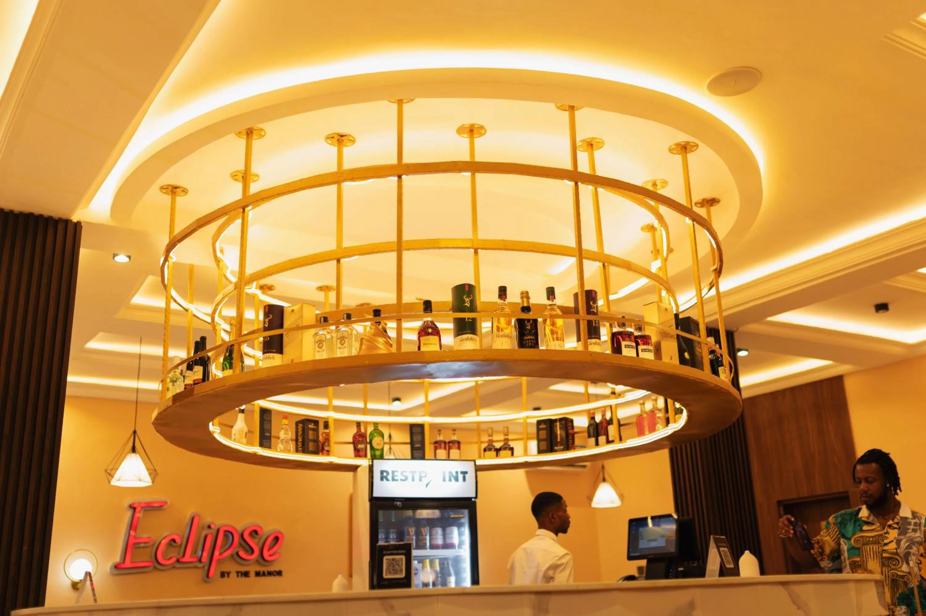 Lounge or bar in The Manor Hotel by Luckzi