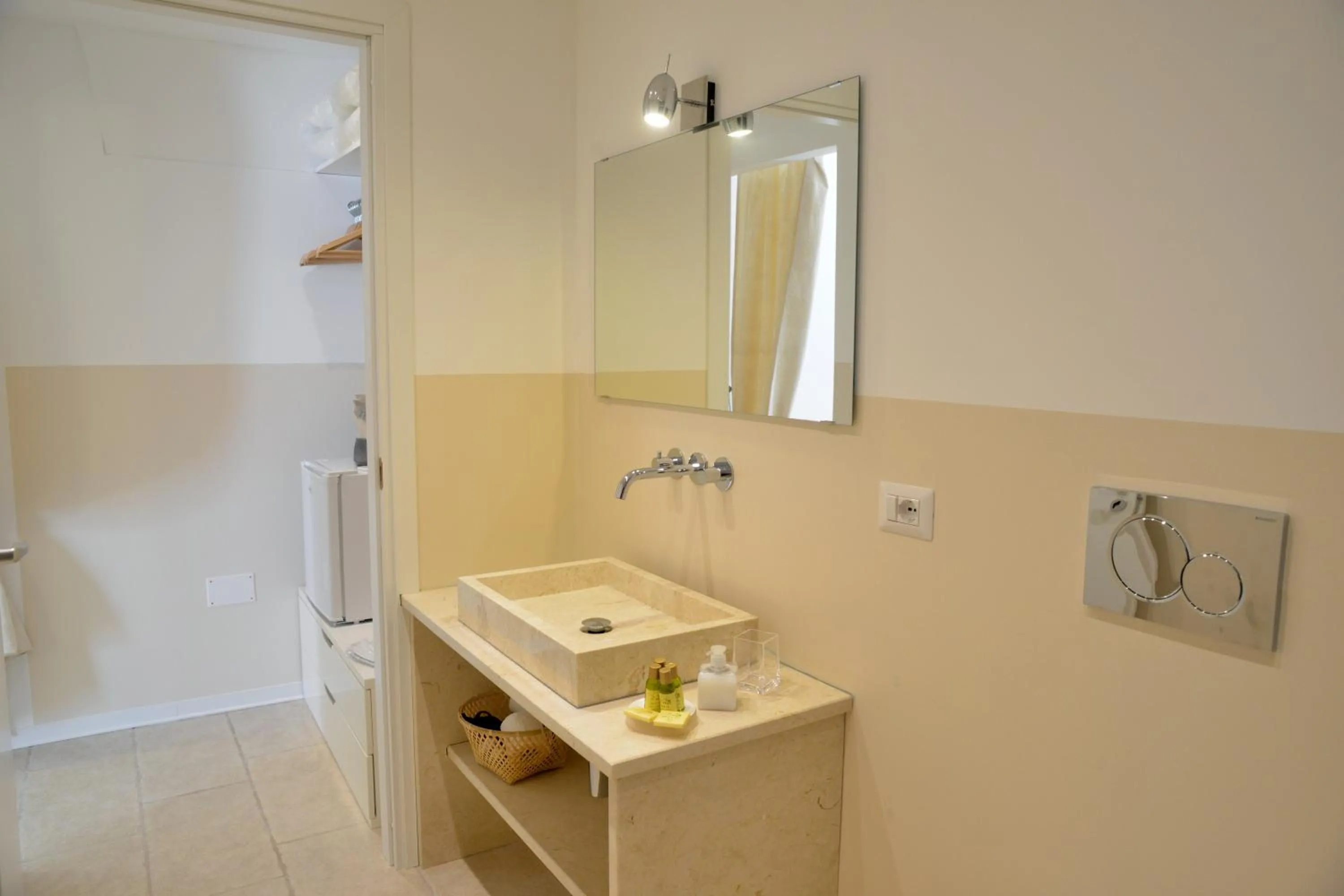 Bathroom in Masseria Palane