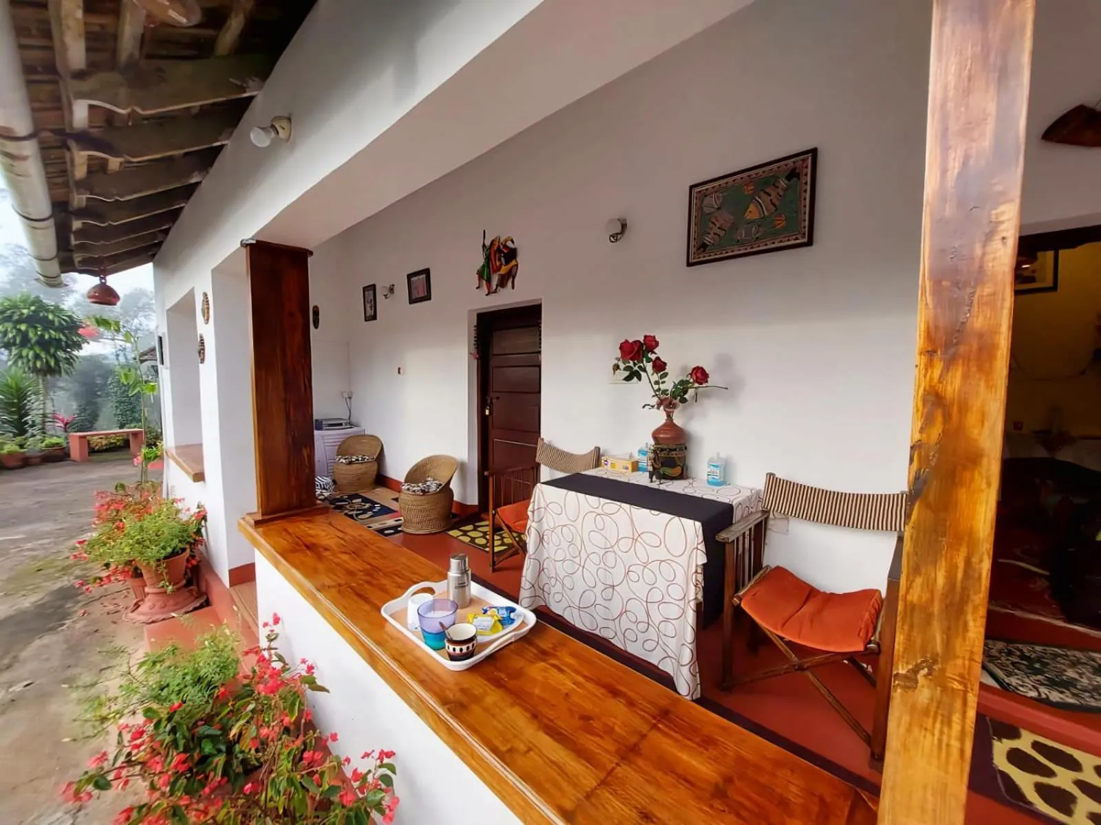 The Blue Mountains Estate Stay