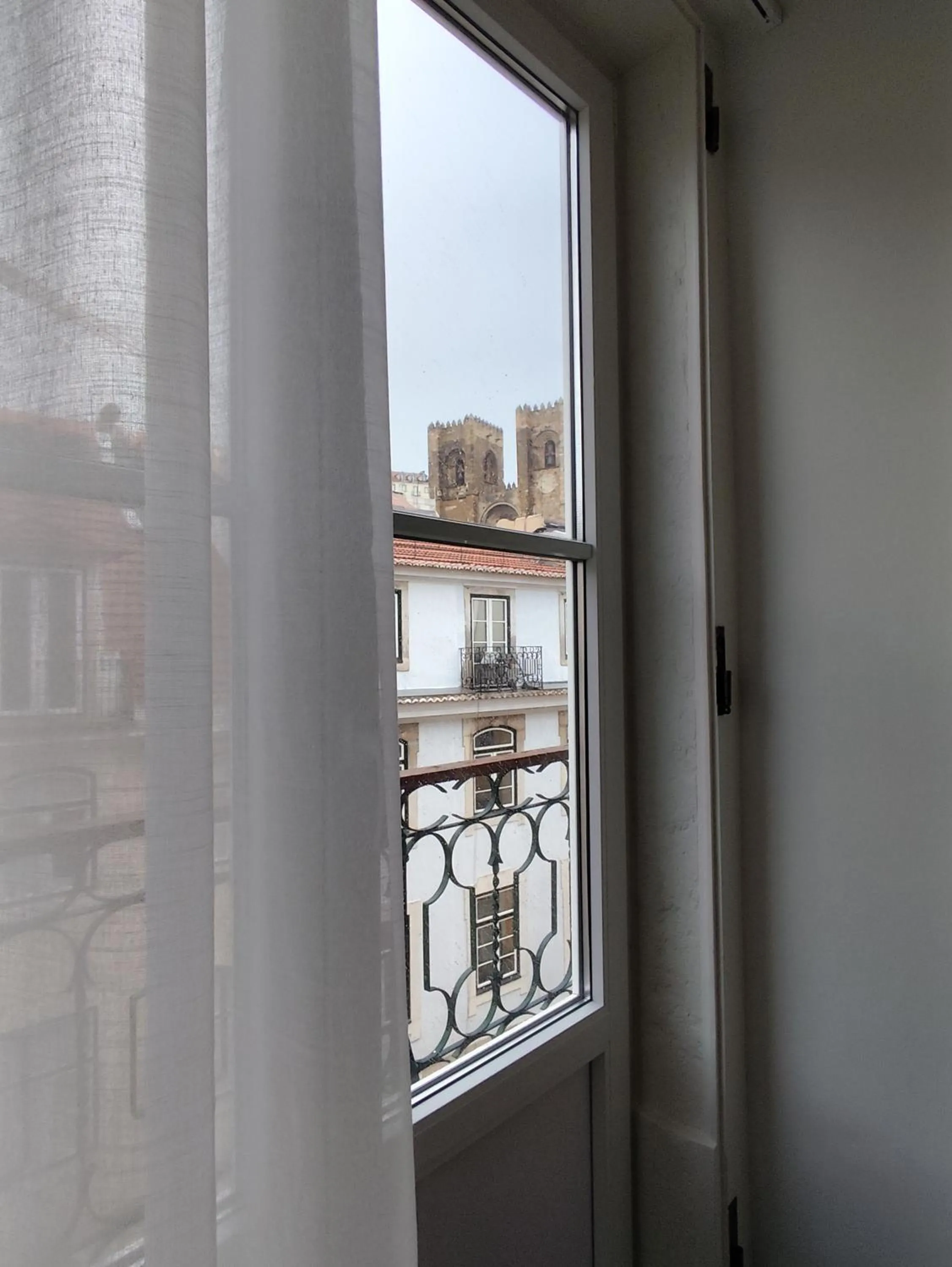 Bacalhoeiros 125 Hotel