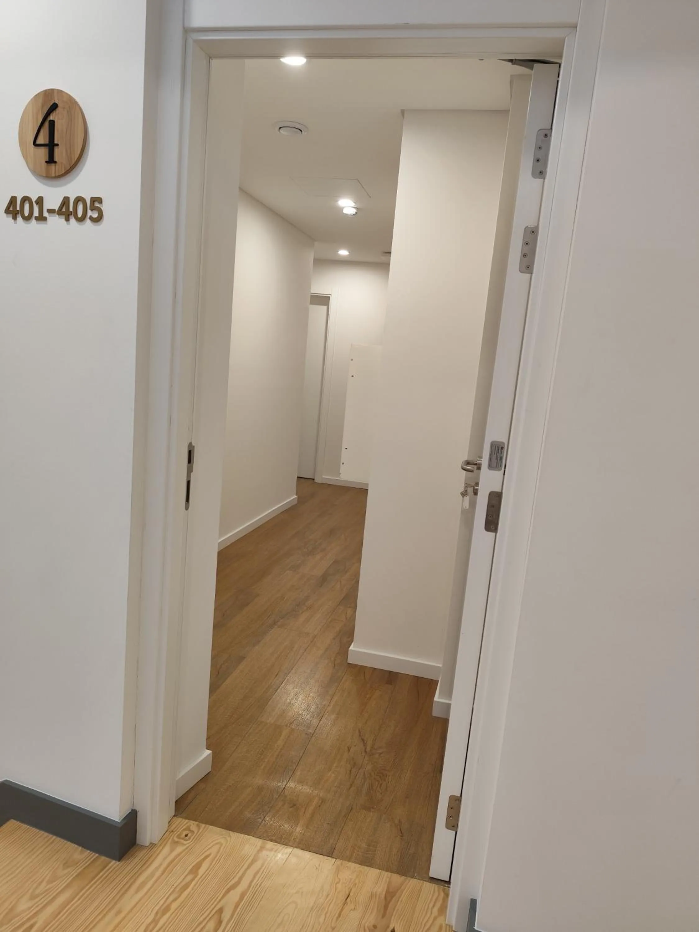 Bacalhoeiros 125 Hotel