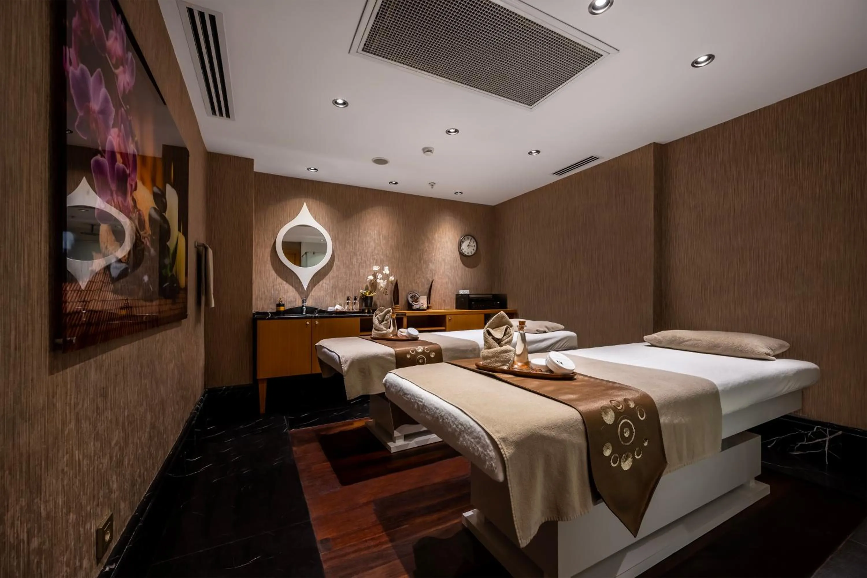 Spa and wellness centre/facilities in Veyron Hotels & SPA