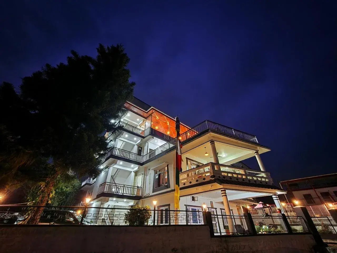 Dorjee House Bir Dorjee House Bir