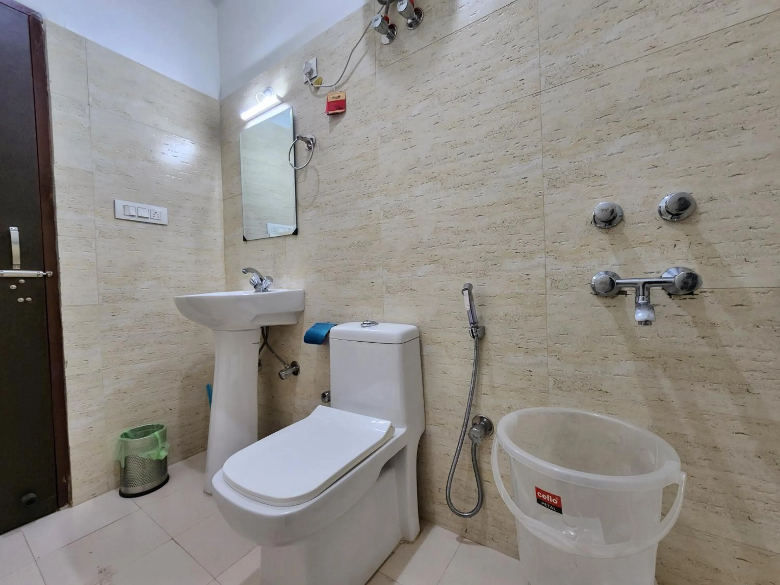 Bathroom in Dorjee House Bir