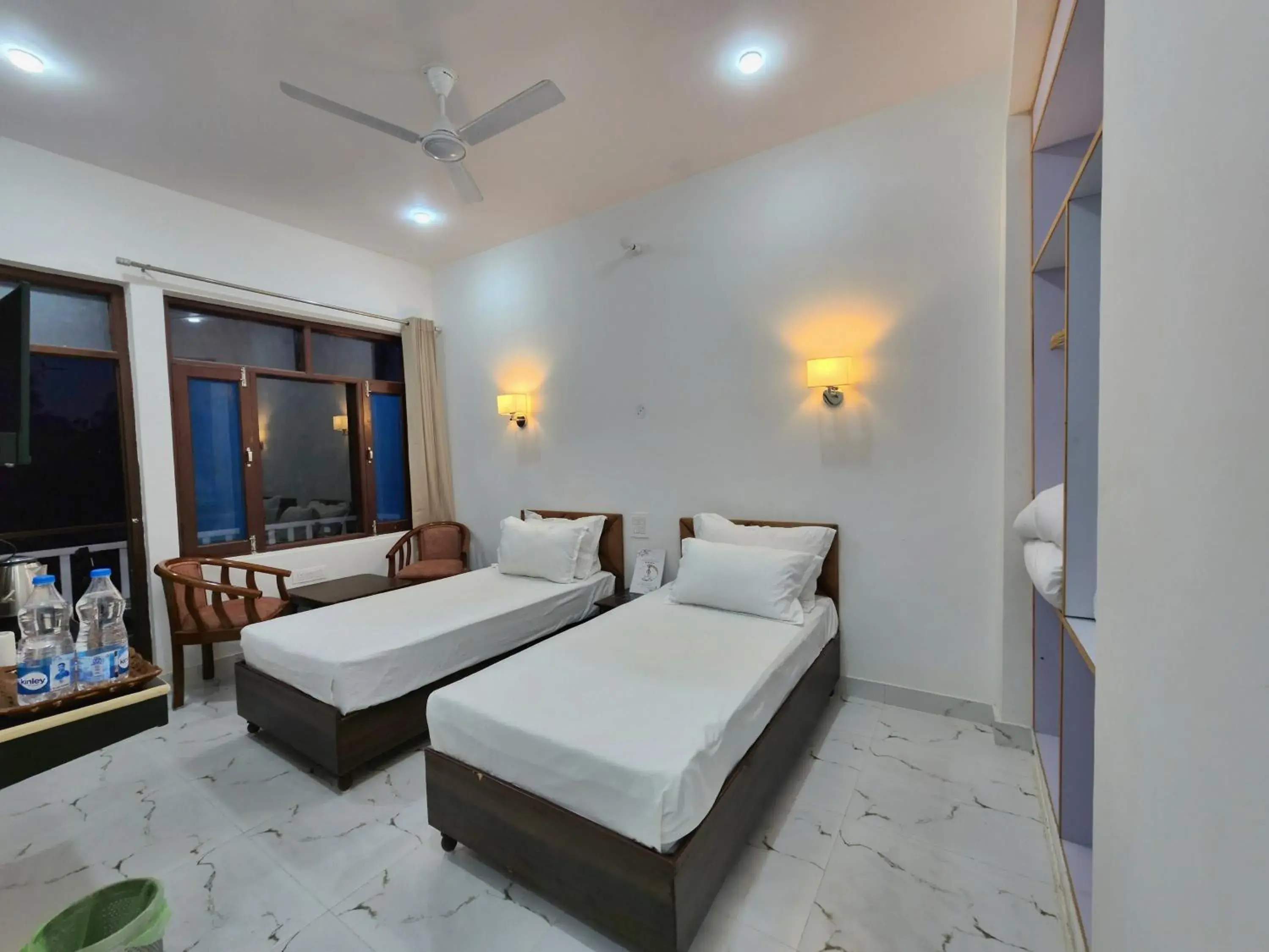 Twin Room with Balcony - single occupancy in Dorjee House Bir Twin Room with Balcony - single occupancy in Dorjee House Bir