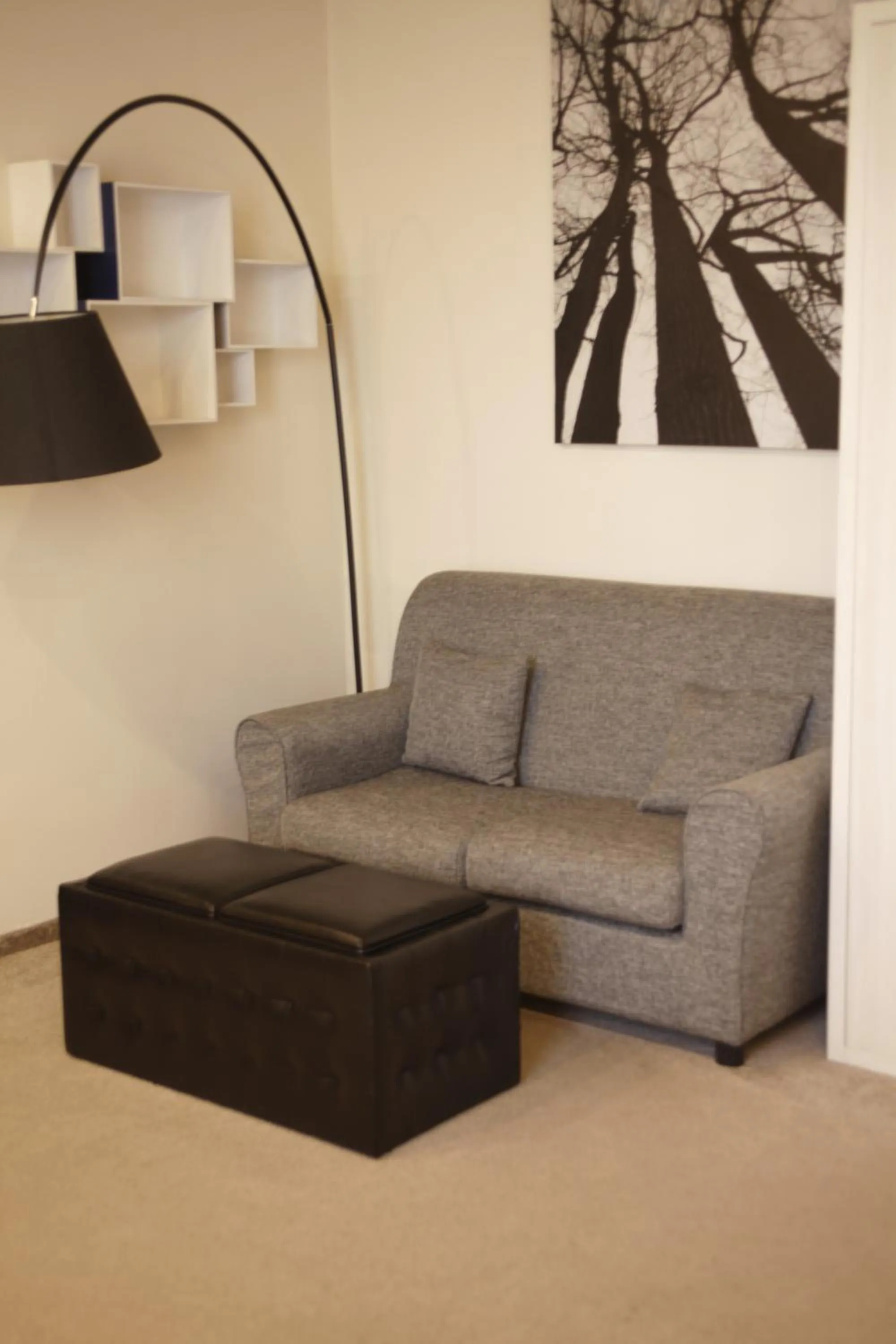 Living room in Opera Suite Hotel