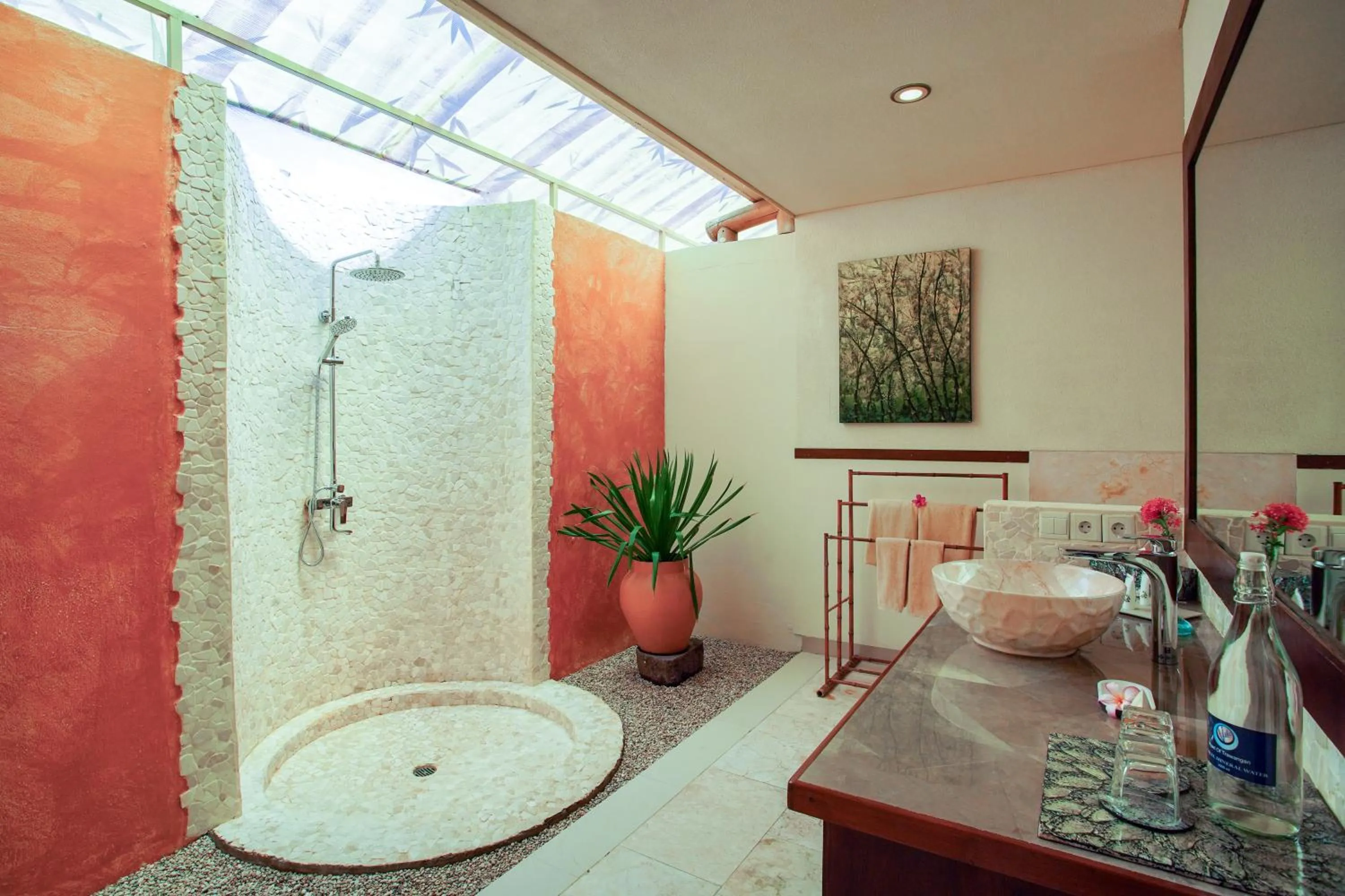 Bathroom in Pearl of Trawangan