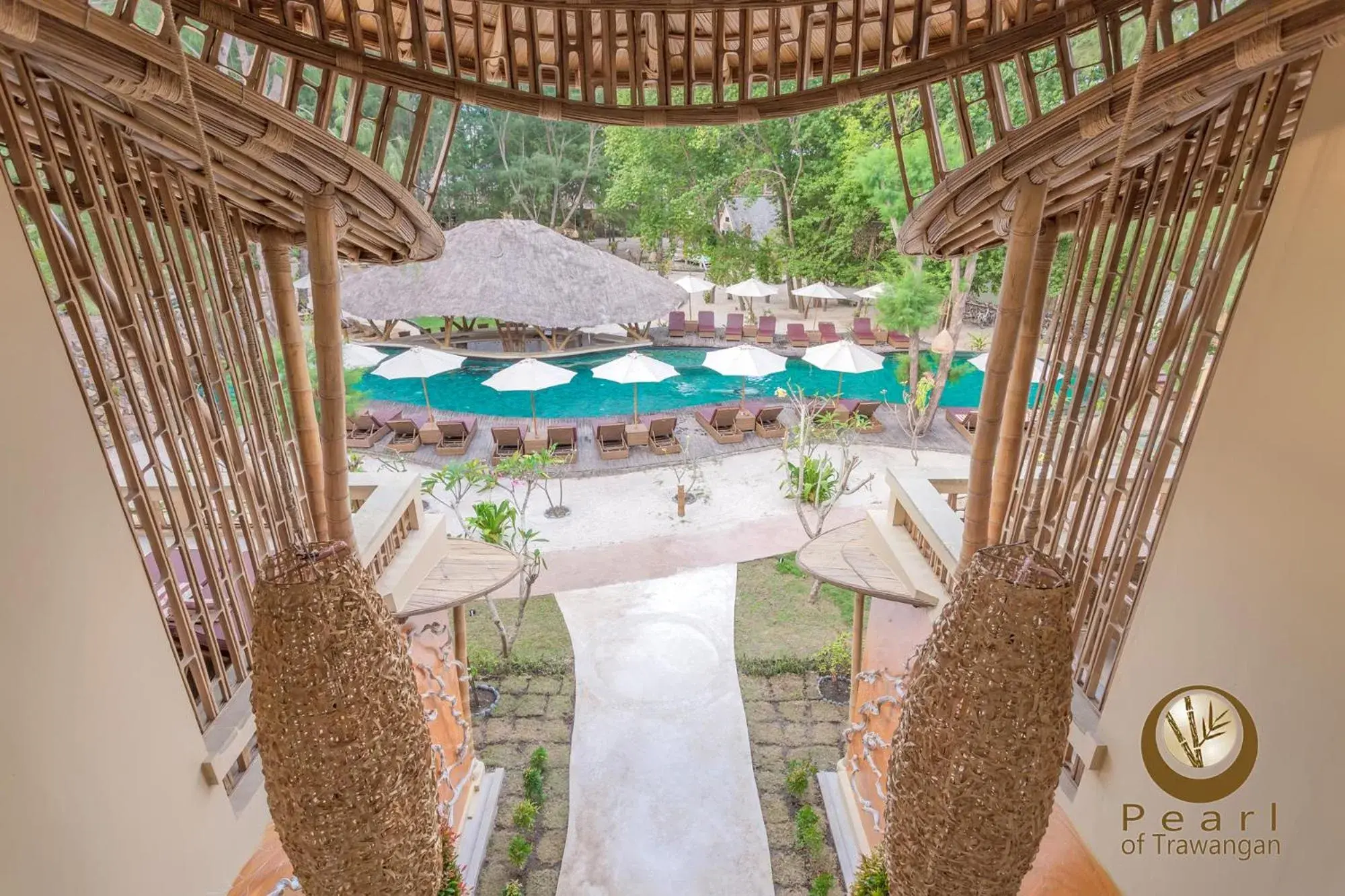 Pool view in Pearl of Trawangan Pool view in Pearl of Trawangan