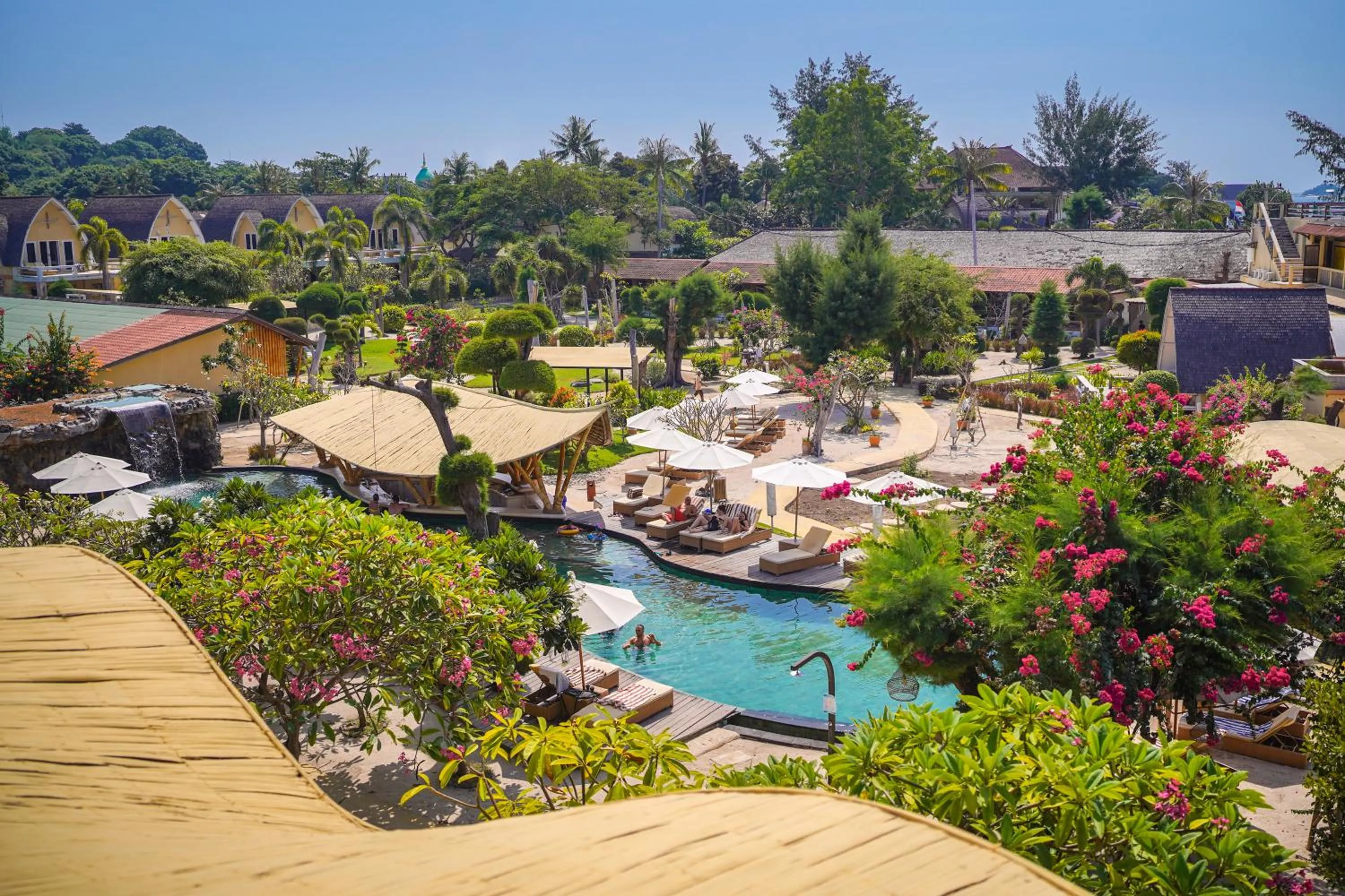 Swimming pool in Pearl of Trawangan