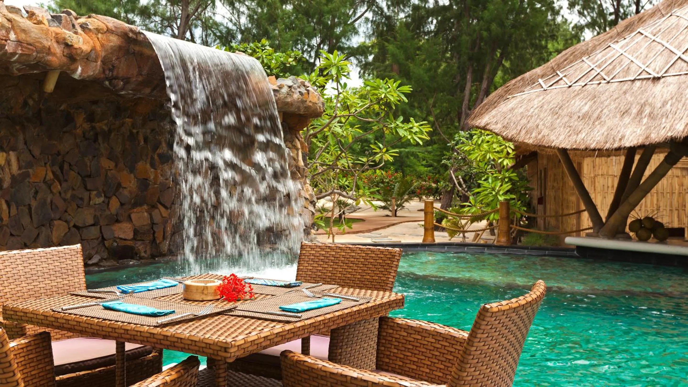 Restaurant/places to eat in Pearl of Trawangan