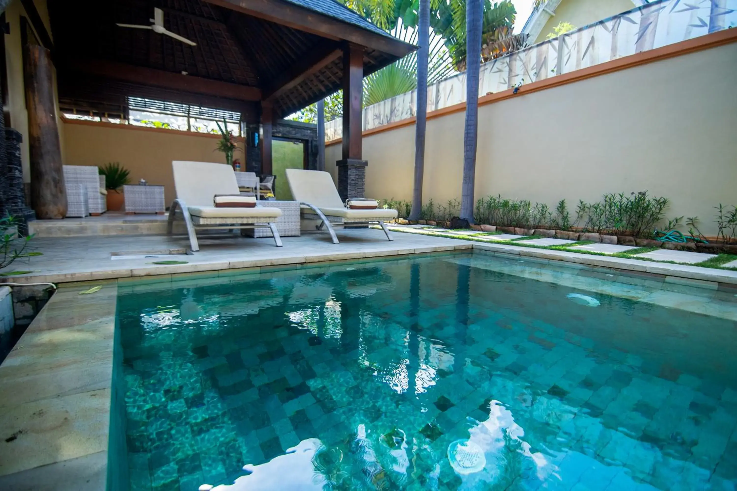 Property building in Pearl of Trawangan Property building in Pearl of Trawangan