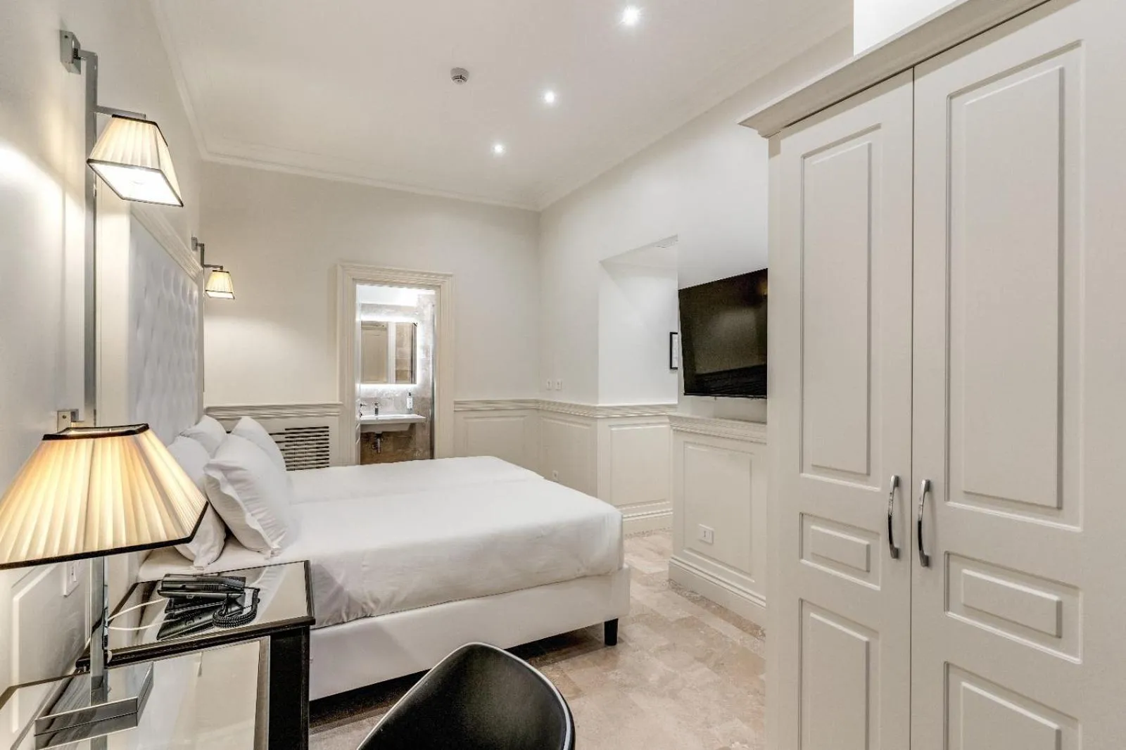 Photo of the whole room, Bed in ACA Hotel Viminale